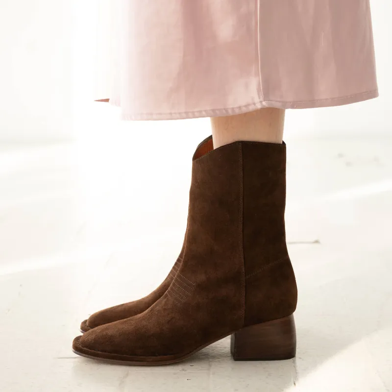 The West Boot [Chocolate] sold by Either/Or