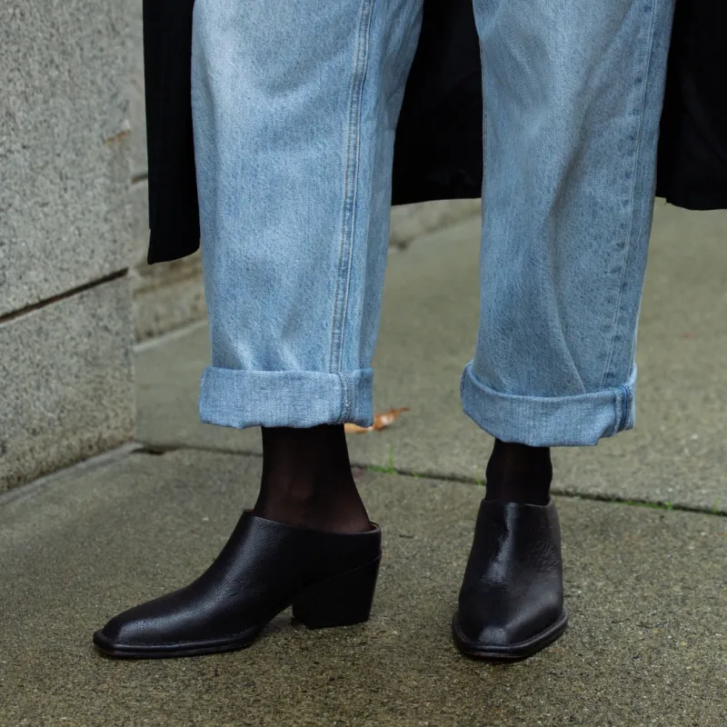 The Canyon Clog [Black] made by Either/Or