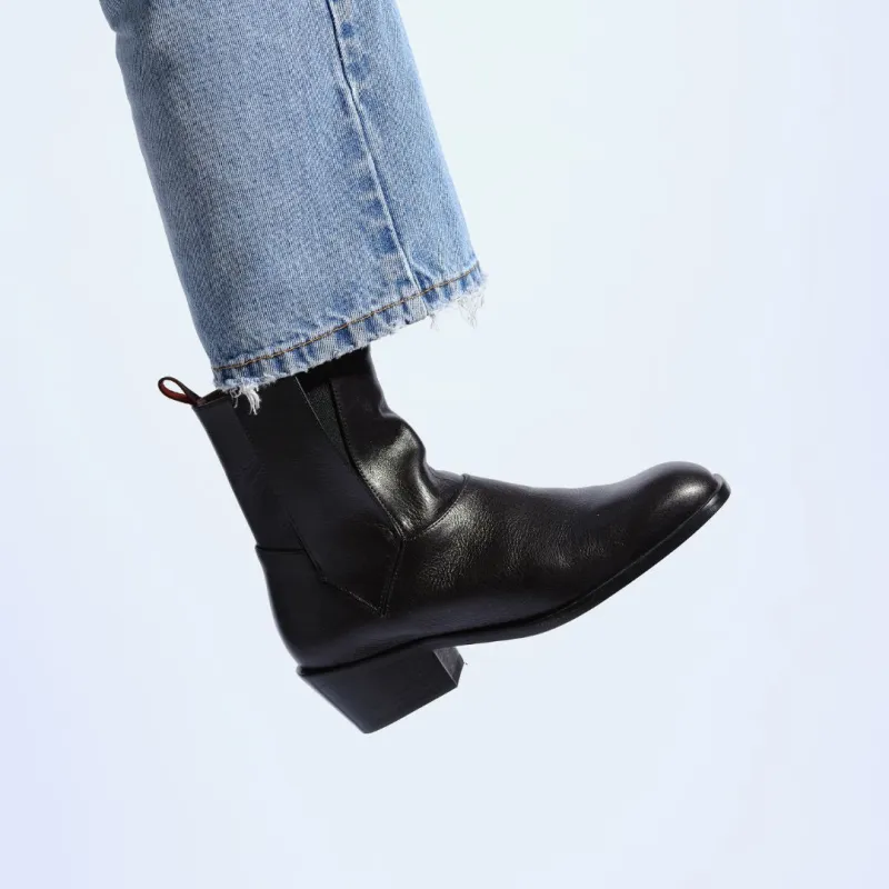 The Vintage Chelsea [Black] sold by Either/Or