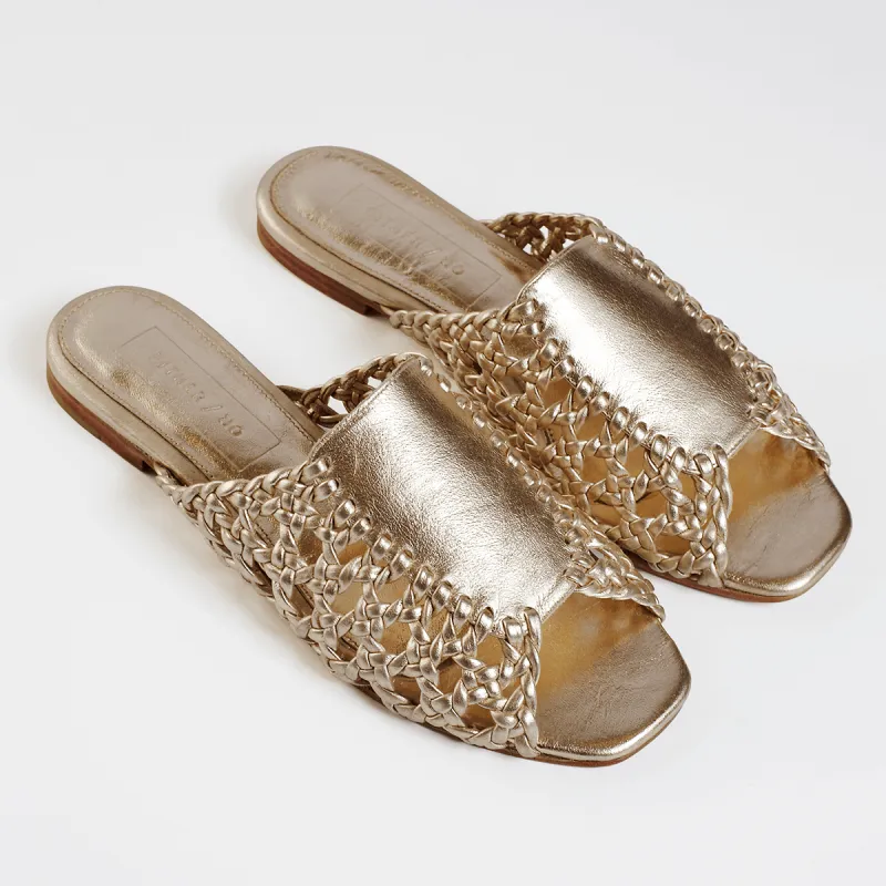 The Rattan Sandal [Metallic] made by Either/Or