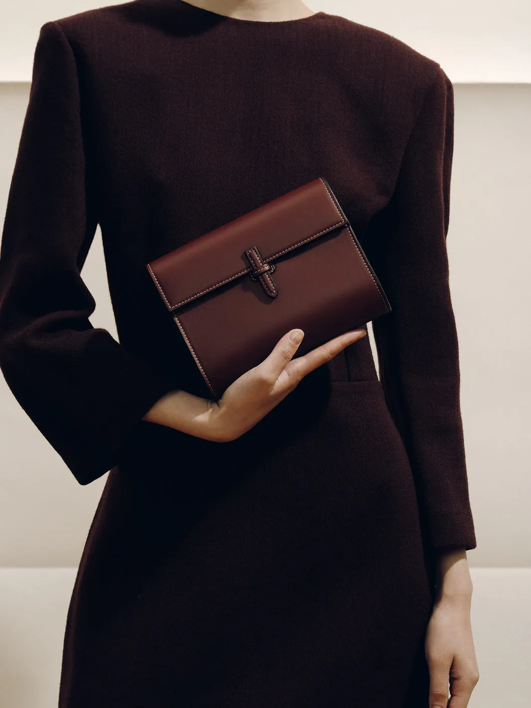 The Small Soft Clutch in Nappa sold by Hunting Season product image thumbnail 2