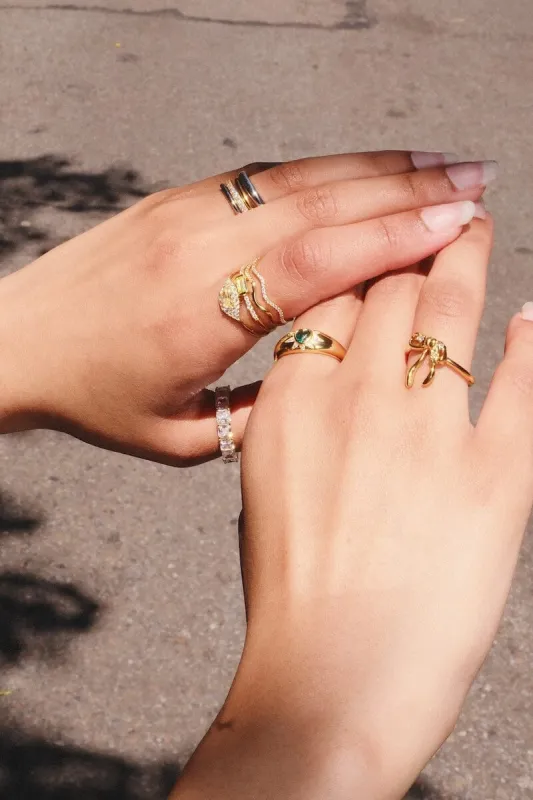 Lilou Bow Stacking Ring made by Mulberry and Grand