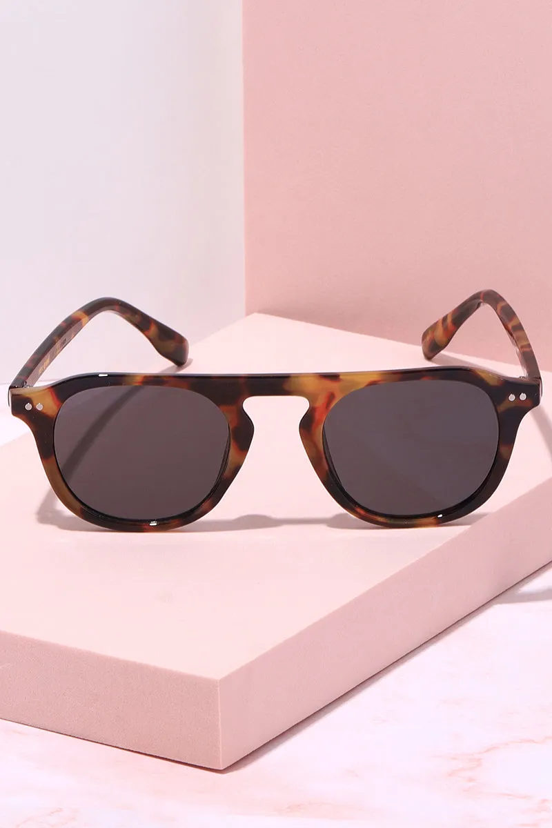 Checked In Round Frame Sunnies sold by Mulberry and Grand product image thumbnail 2