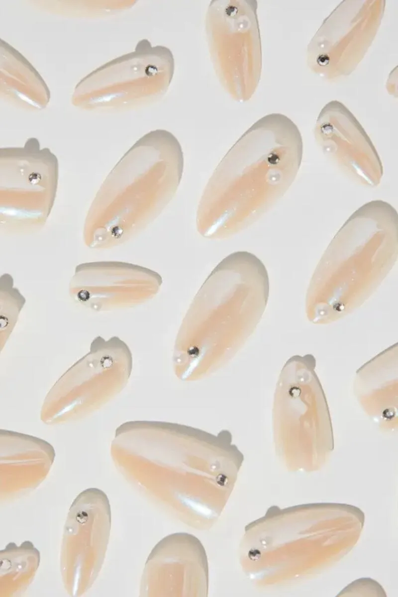 Chill Tips in Glass Castle sold by Mulberry and Grand product image thumbnail 2