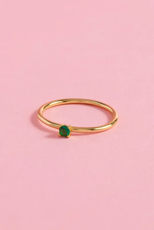 Emerald Oval Sterling Silver Ring made by Mulberry and Grand