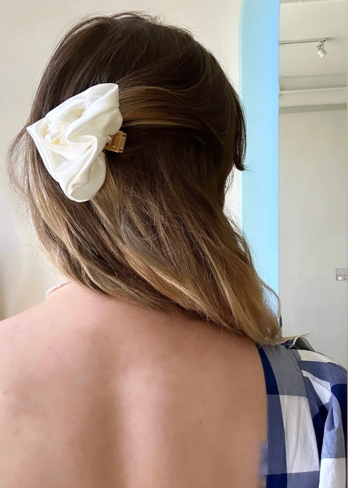 Rose Hair Clip sold by Room Shop product image thumbnail 5