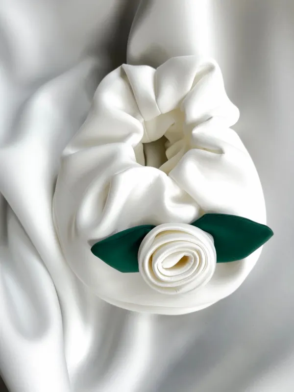 Fondant Bag sold by Room Shop