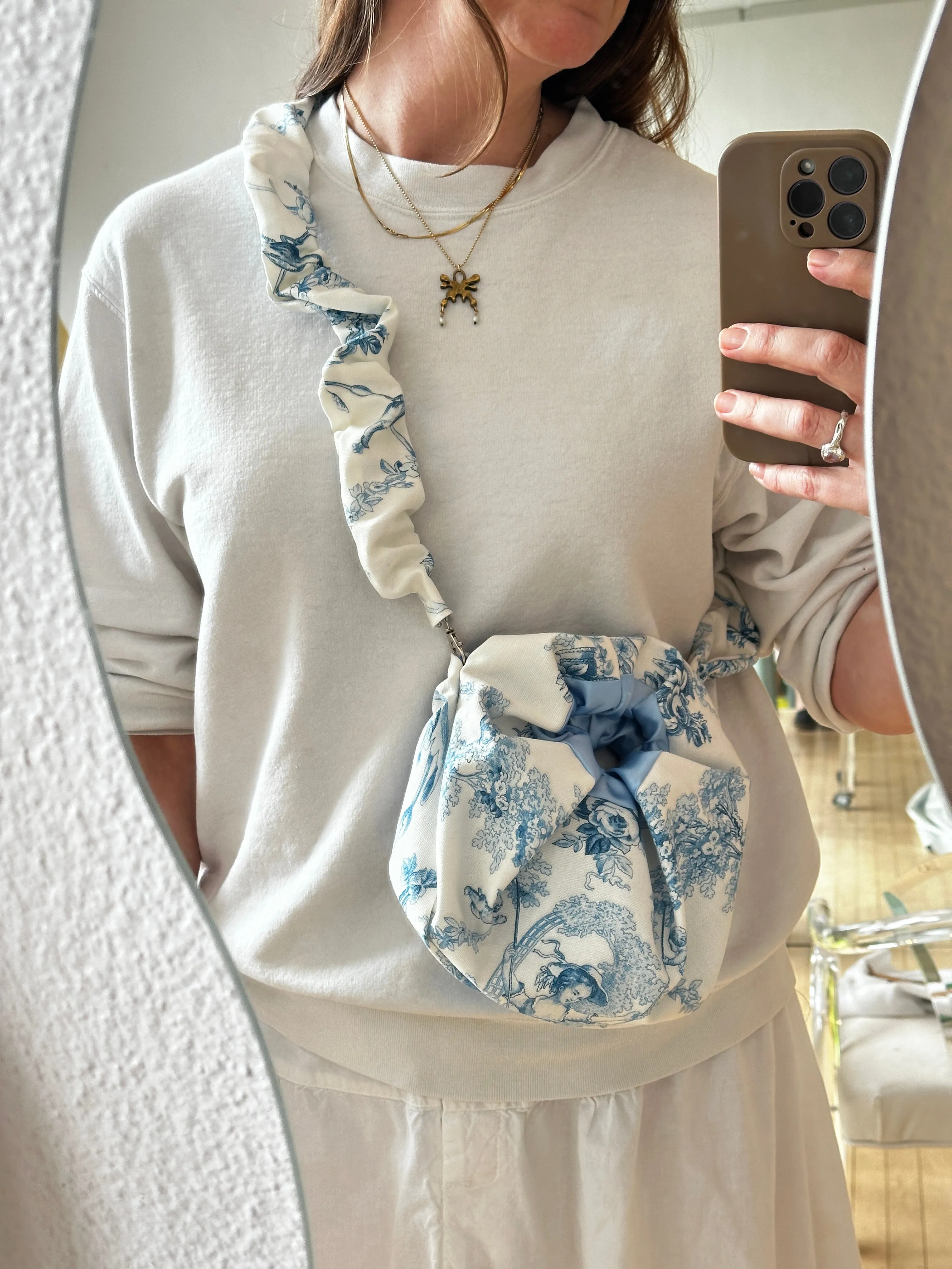 Countryside Crossbody sold by Room Shop product image thumbnail 2