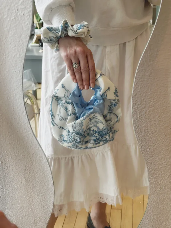 Countryside Crossbody sold by Room Shop