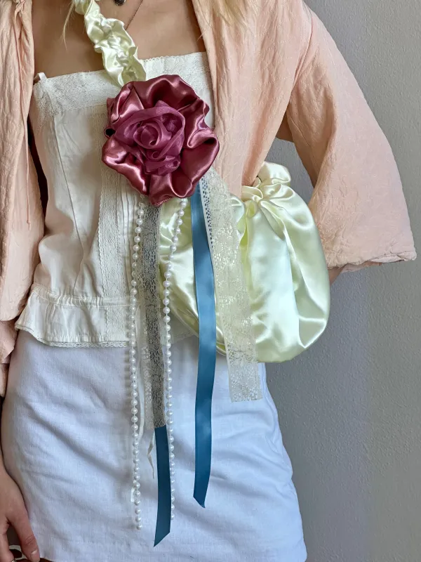 Dauphine Award Pin sold by Room Shop