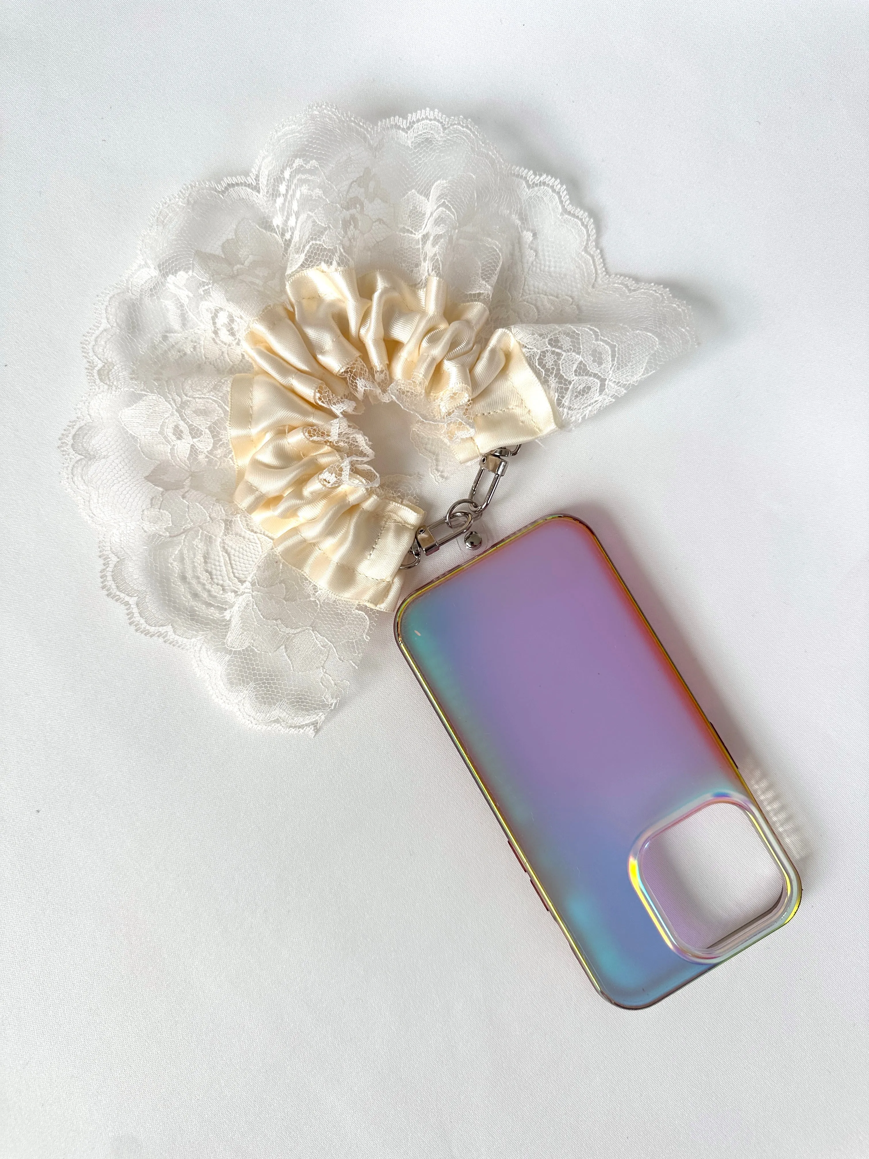 Lace Cuff Phone Wristlet sold by Room Shop product image thumbnail 3