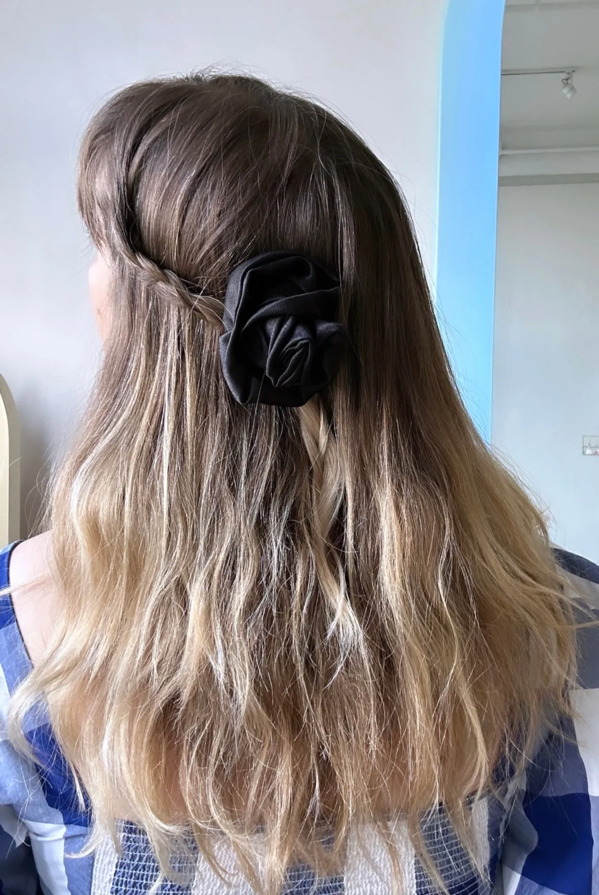 Rose Hair Clip Sale sold by Room Shop product image thumbnail 2