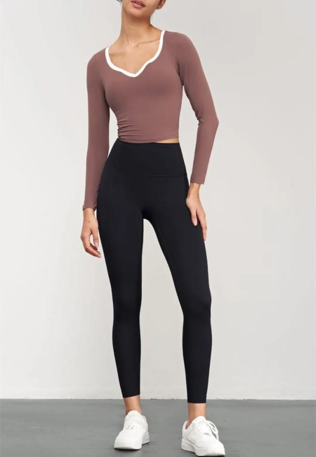 Contrast Piping Sweetheart Neck Top sold by Anna-Kaci product image thumbnail 5