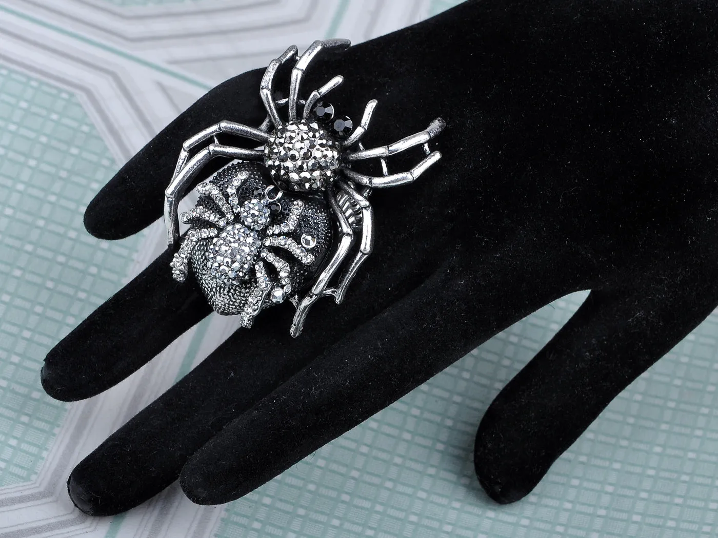 Silver Halloween Mother Spider Ring sold by Anna-Kaci product image thumbnail 2