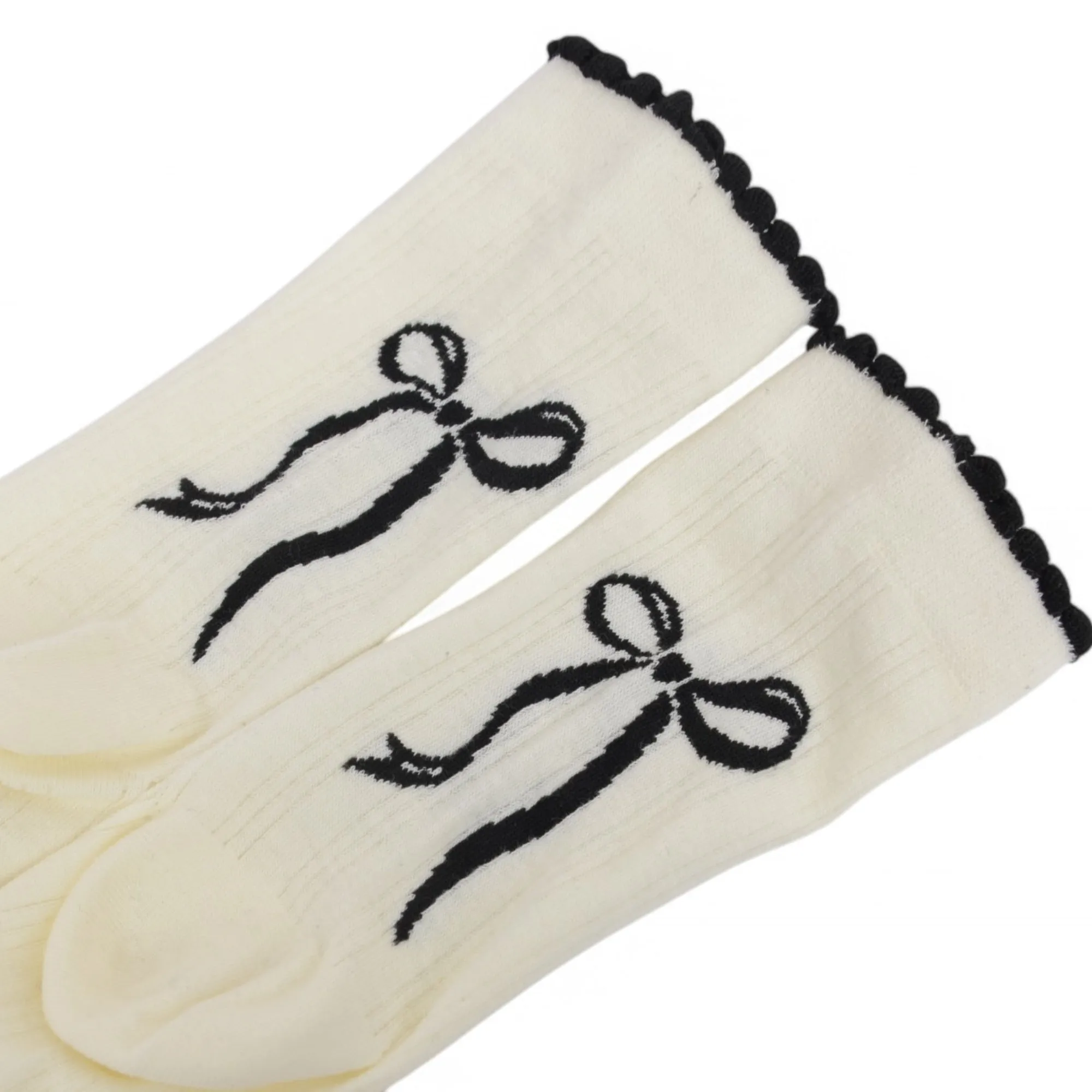 Women's 2-Pack Bow Pattern Crew Socks with Scalloped Trim and Contrast Details sold by Anna-Kaci product image thumbnail 2