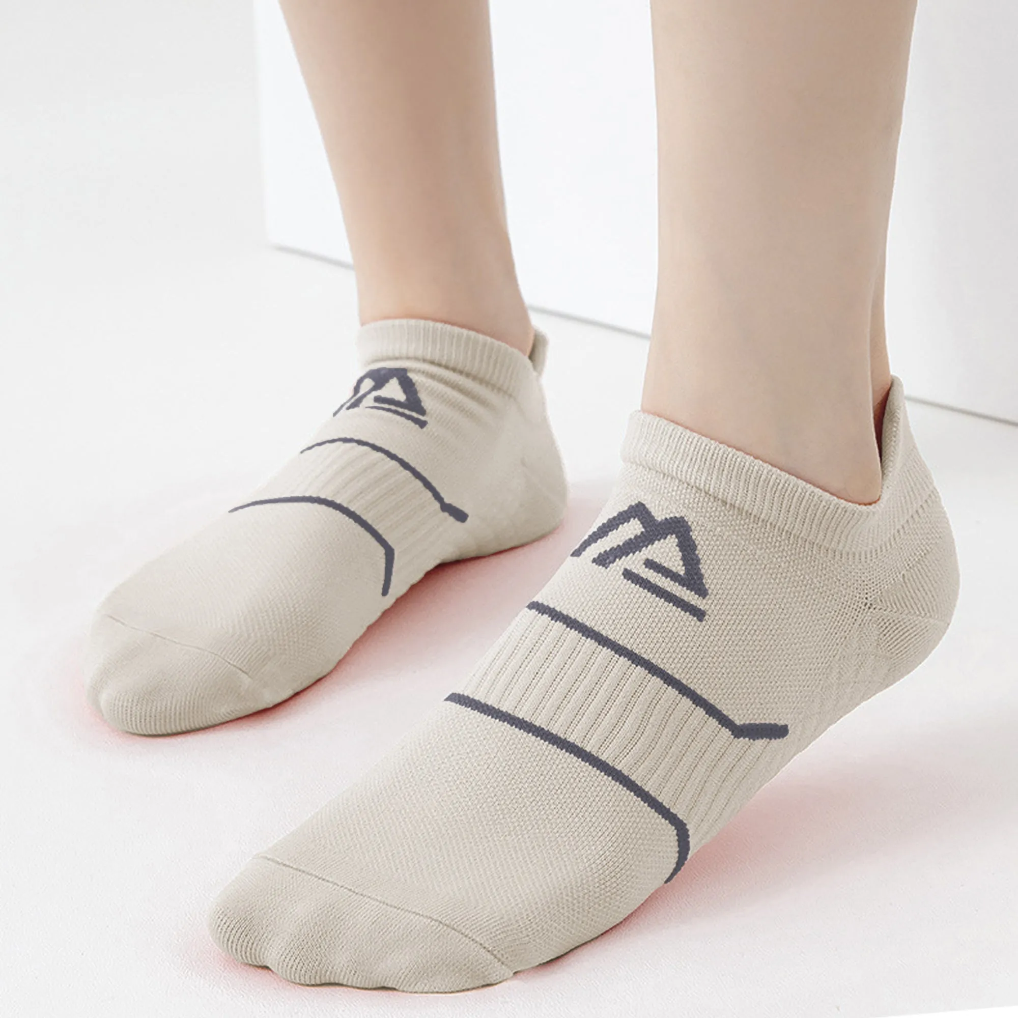 Anna-Kaci Men's Athletic Ankle Socks 6pk with Geometric Design sold by Anna-Kaci product image thumbnail 4