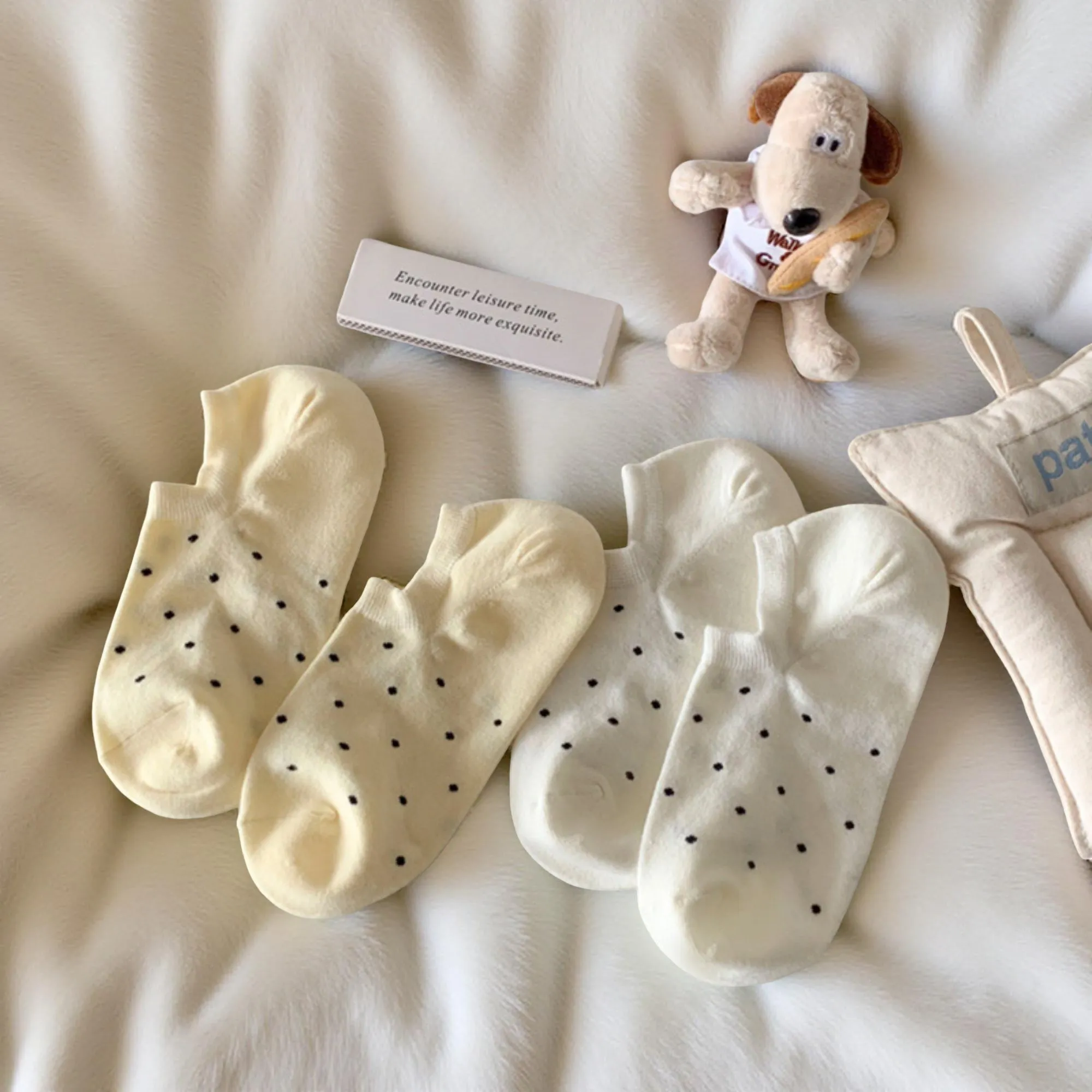 Anna-Kaci Women's 6-Pair Low Cut Ankle Socks Set with Polka Dot Pattern Soft Stretch Everyday Essentials sold by Anna-Kaci product image thumbnail 3