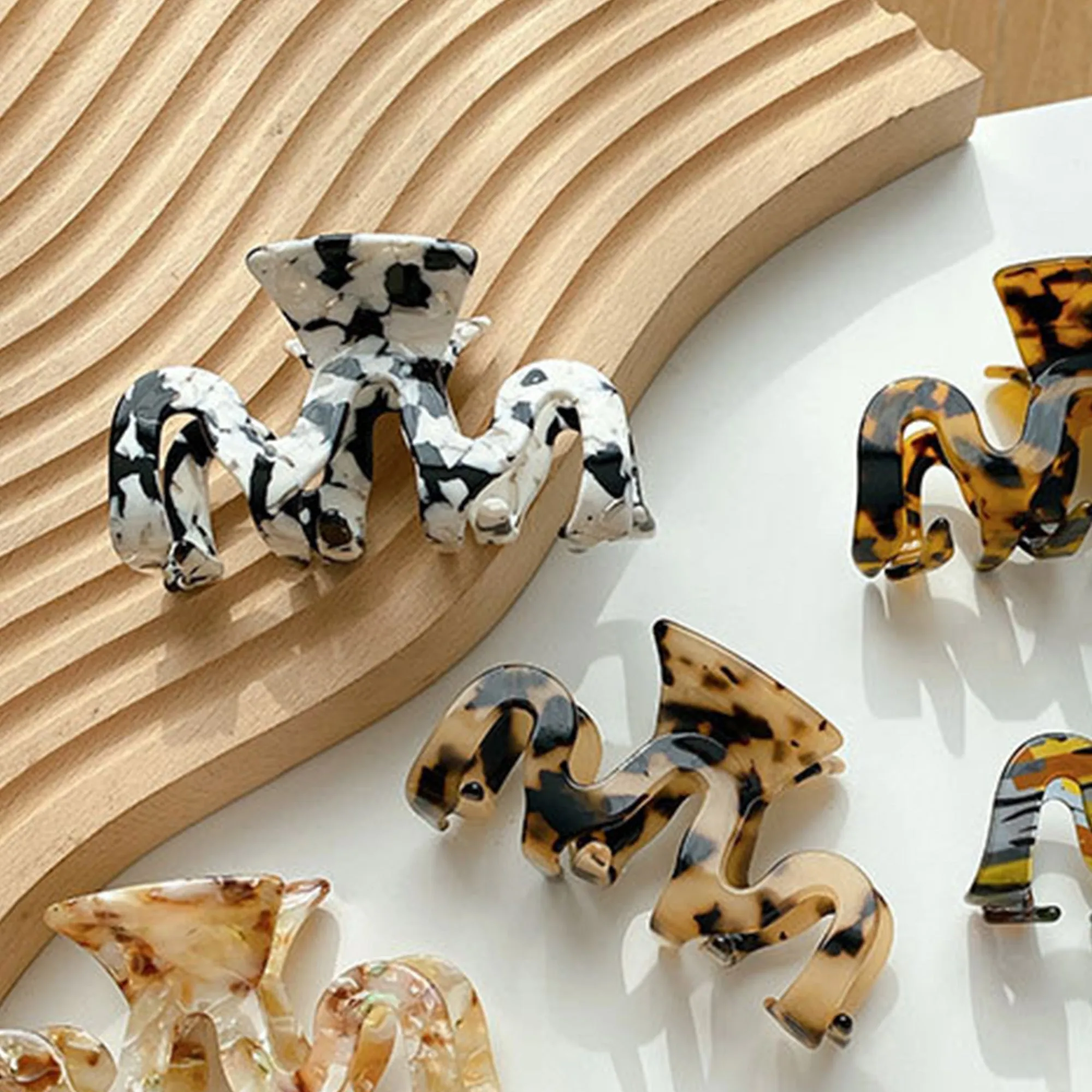 Anna-Kaci Large Marble Pattern Hair Claw Clip with Strong Hold Lightweight Design sold by Anna-Kaci product image thumbnail 3