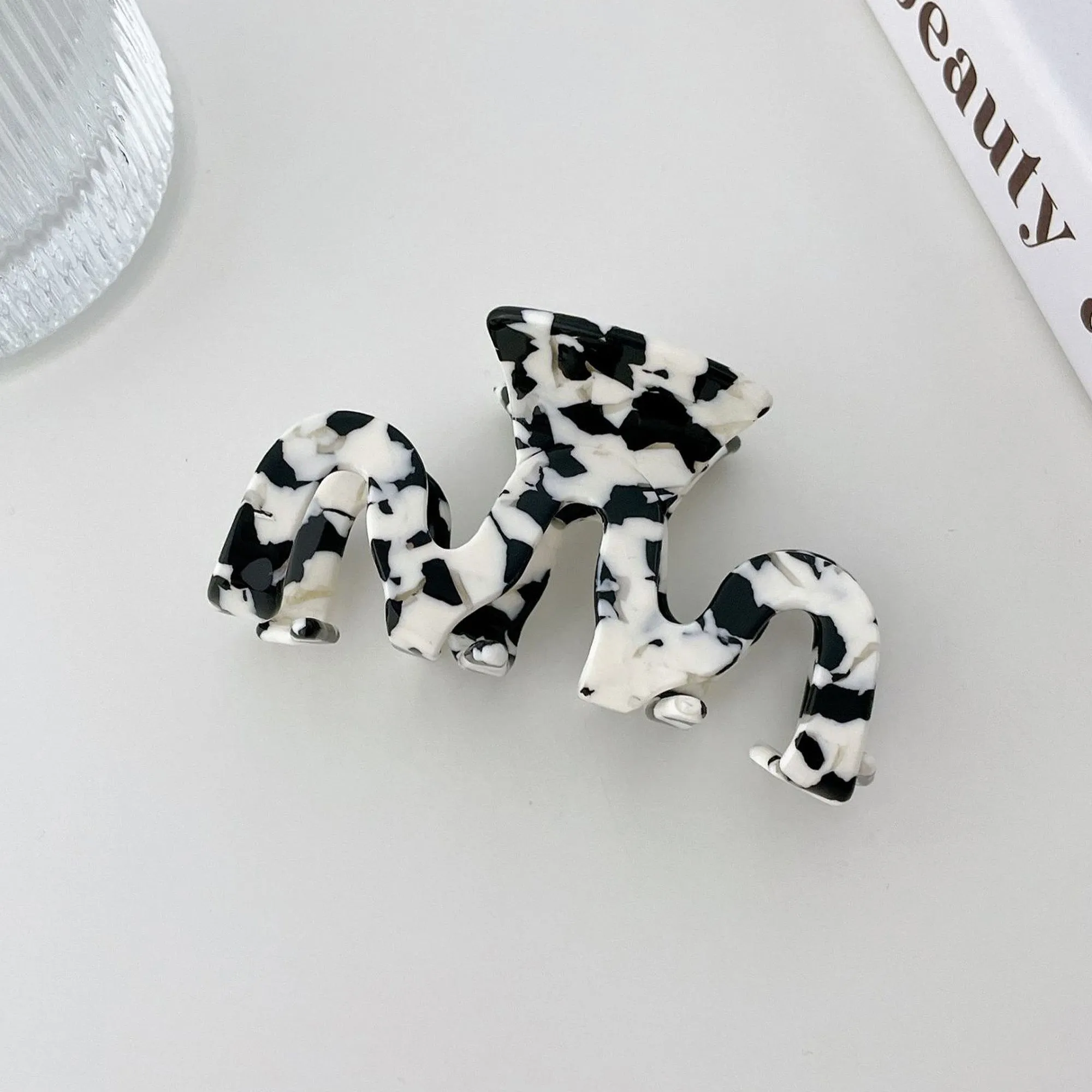 Anna-Kaci Large Marble Pattern Hair Claw Clip with Strong Hold Lightweight Design sold by Anna-Kaci product image thumbnail 2