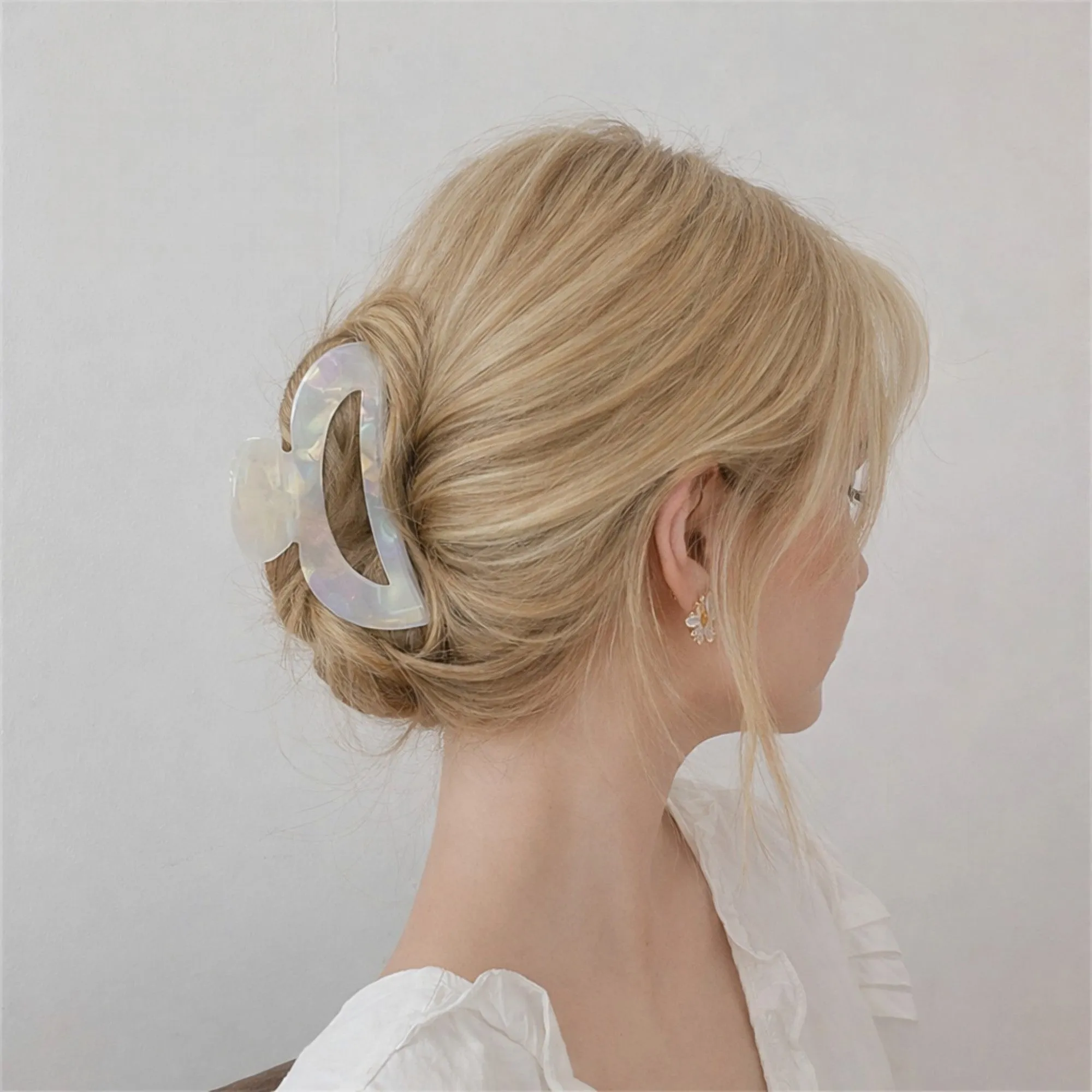 Anna-Kaci Smooth Finish Hair Claw Clip with Curved Shape and Secure Hold Design sold by Anna-Kaci product image thumbnail 3
