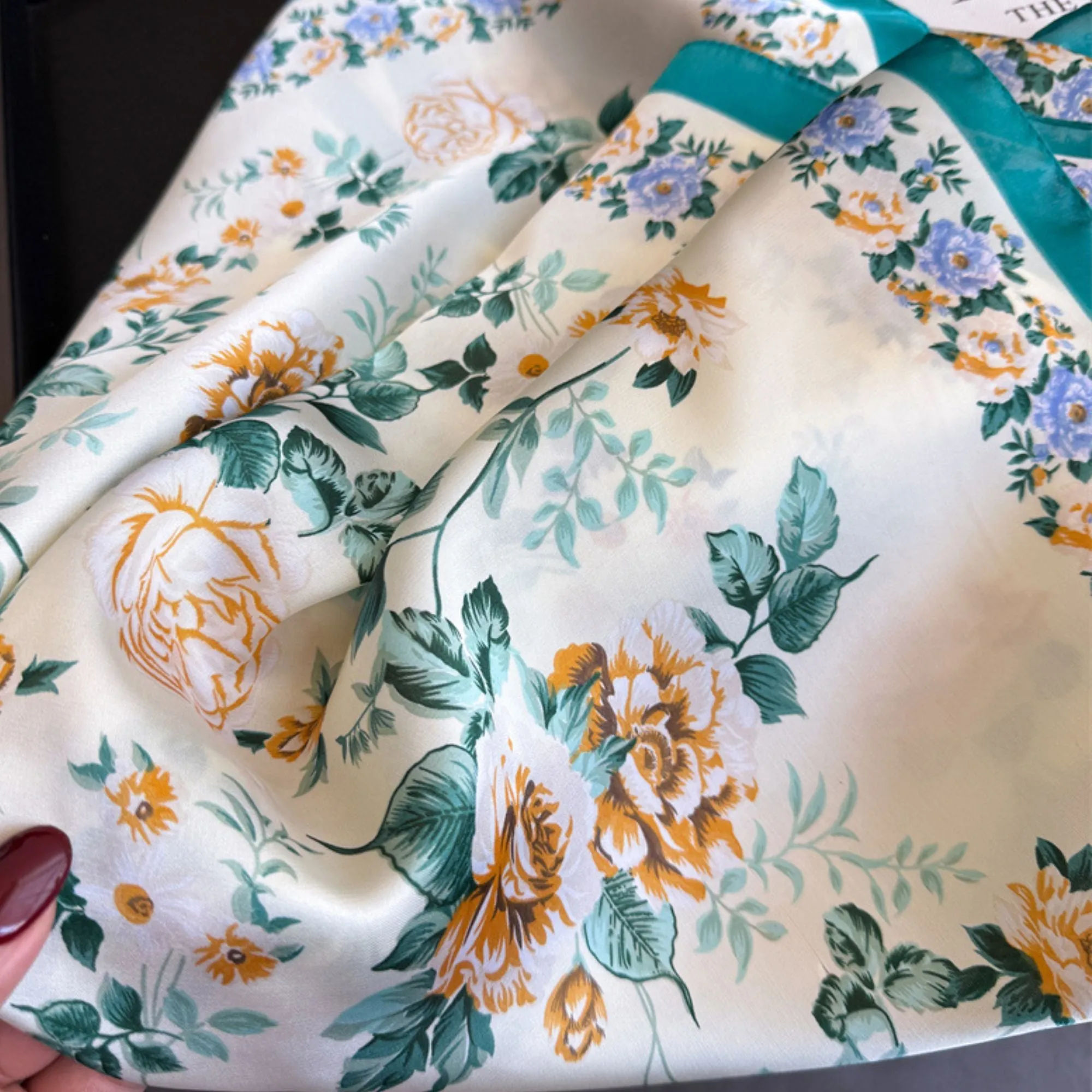 Vintage Floral Print Satin Feel Square Scarf Elegant Lightweight Fashion Neck Hair Scarf 27.5¡Á27.5 Inches sold by Anna-Kaci product image thumbnail 4