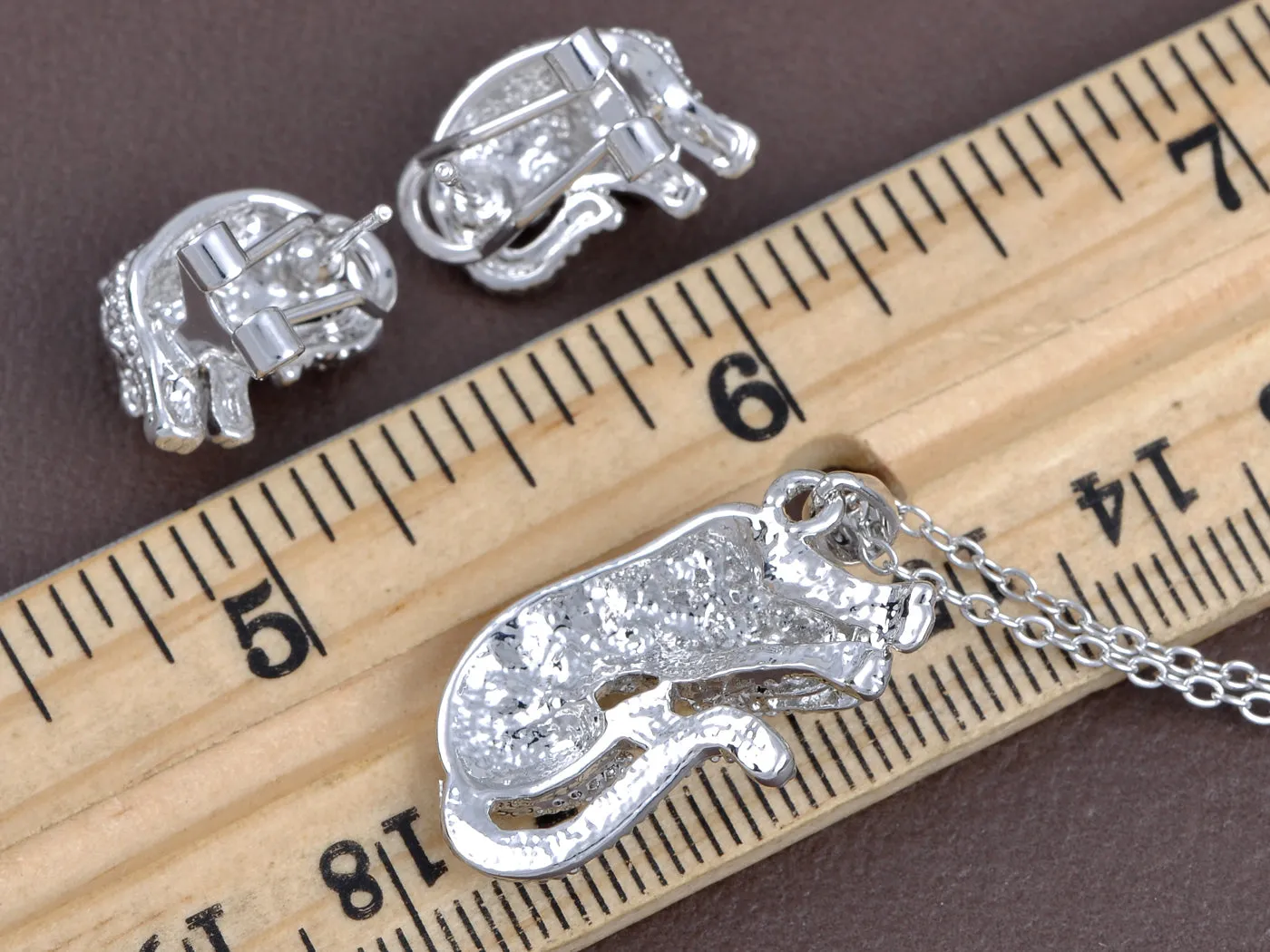 Swarovski Crystal Black And Spotted Leopard With Emerald Green Eyes Pendant And Studs Set sold by Anna-Kaci product image thumbnail 3