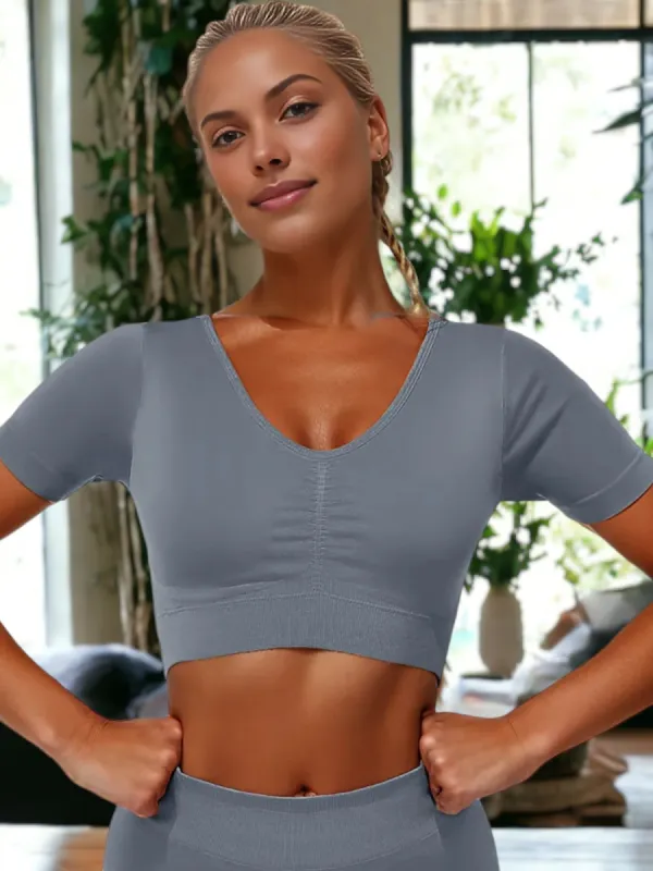 Knitted Seamless Yoga Clothing made by Anna-Kaci