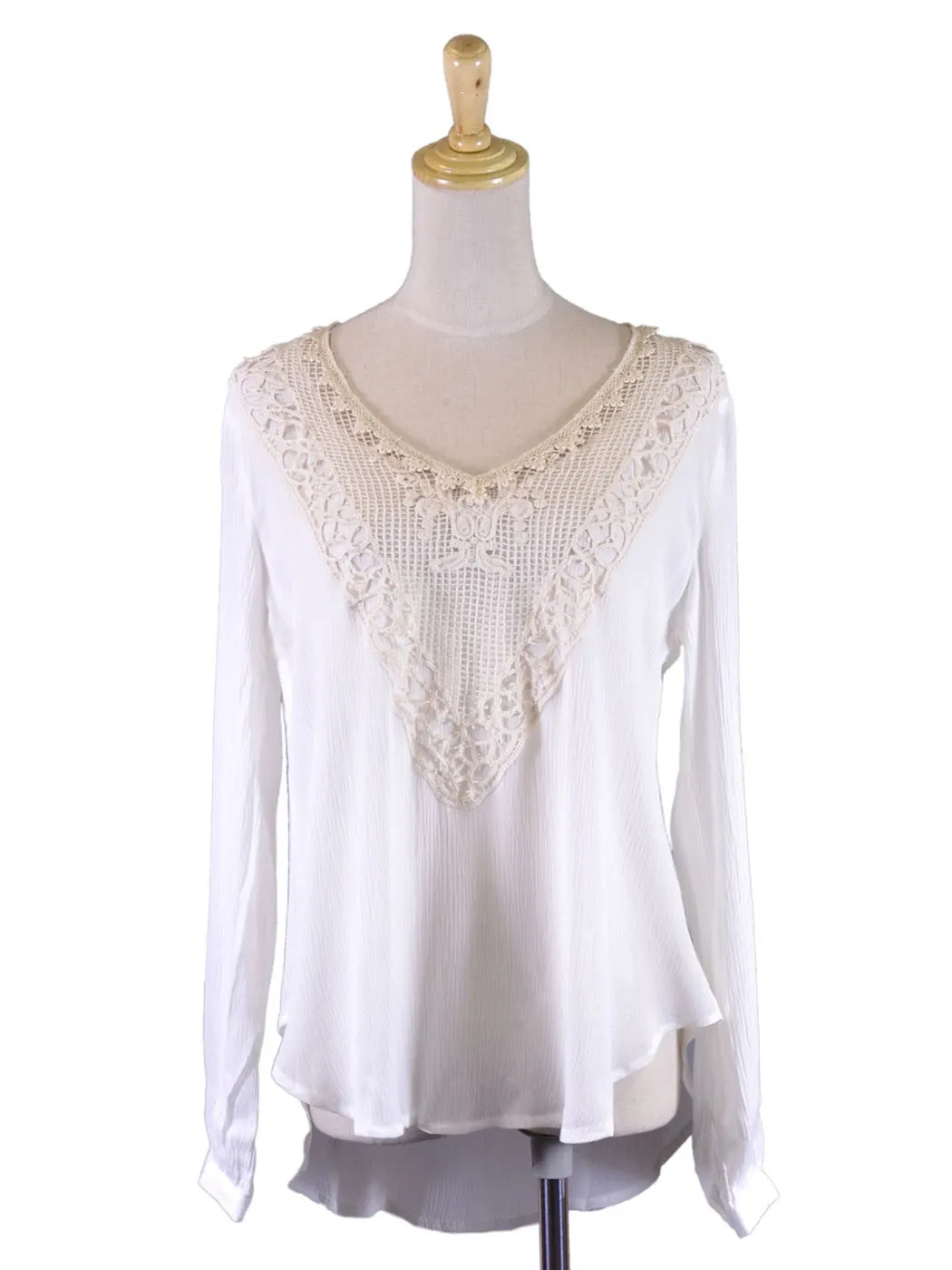Lush Free Spirit Front Patch Detail Woven Long Sleeves Chiffon Boho Blouses Top sold by Anna-Kaci product image thumbnail 2