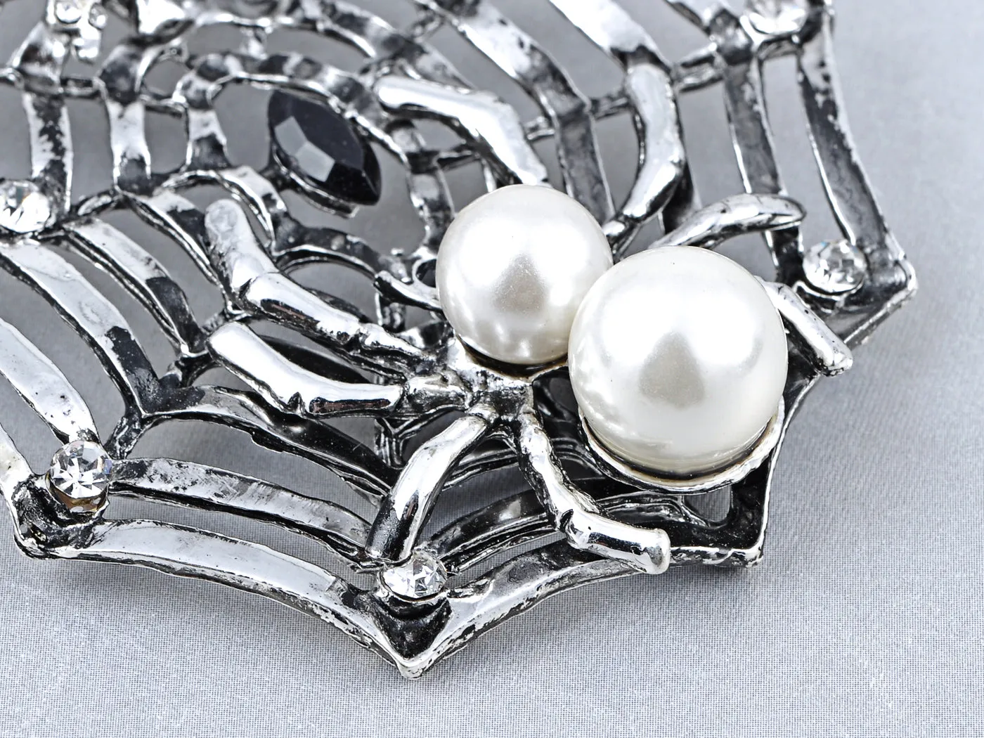 Charlotte's Spidey Web Bead Spider Long Pendant Necklace sold by Anna-Kaci product image thumbnail 2