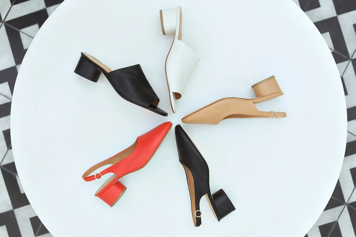 LORA - Black sold by beek product image thumbnail 2