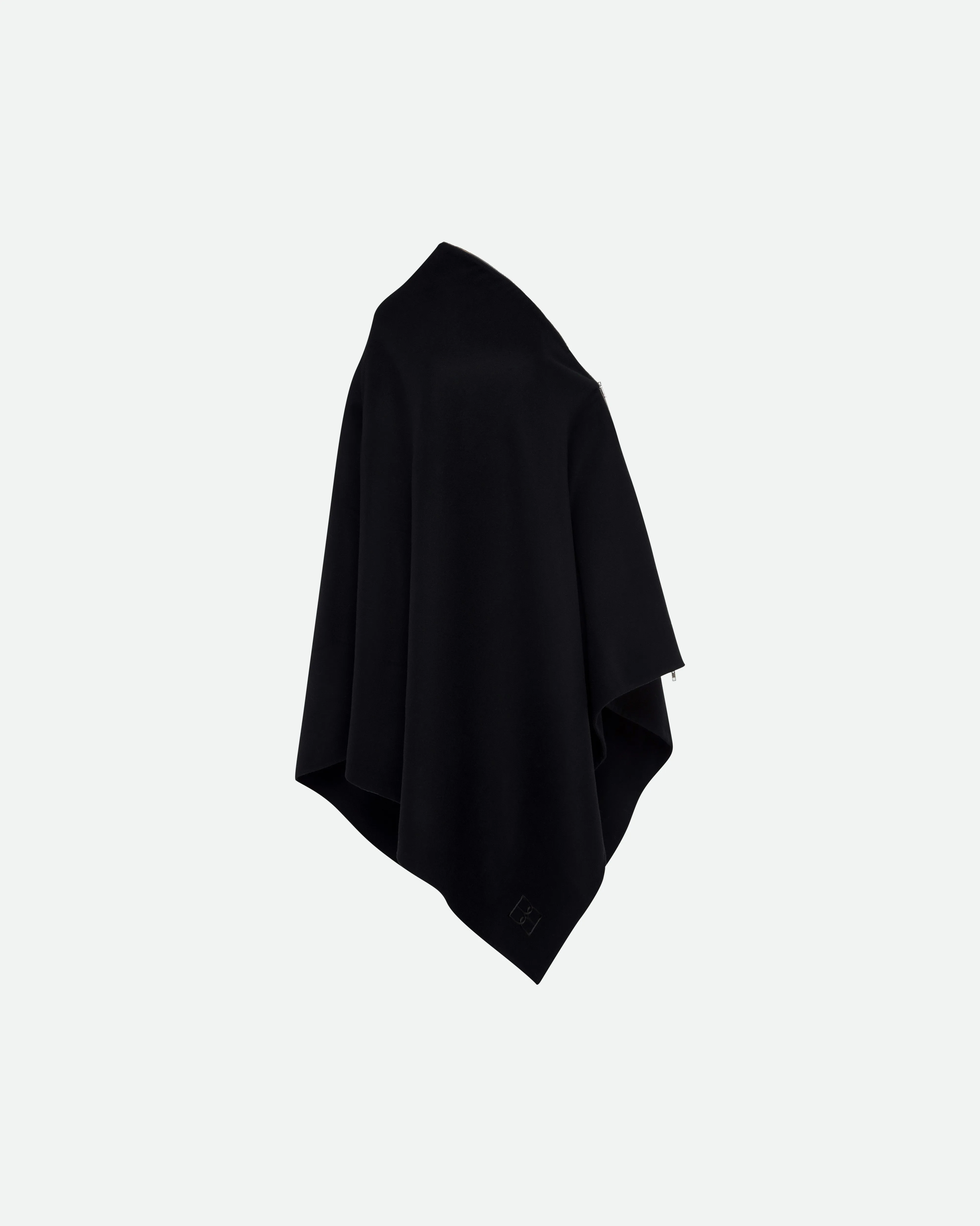 КЕЙП НА БЛИСКАВЦІ sold by Bevza