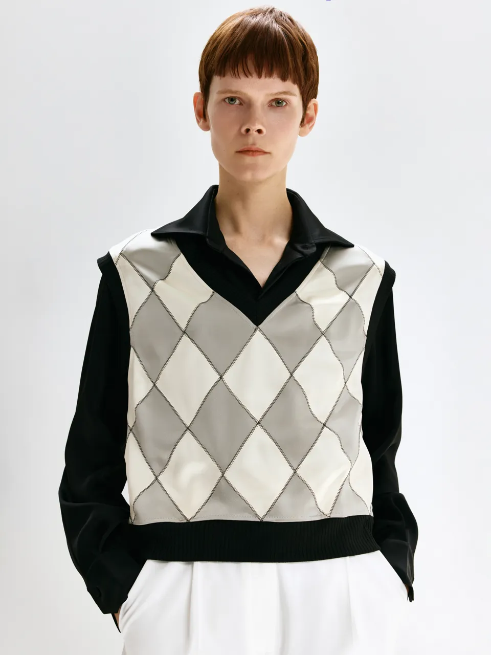 Жилет Ромби sold by Bevza