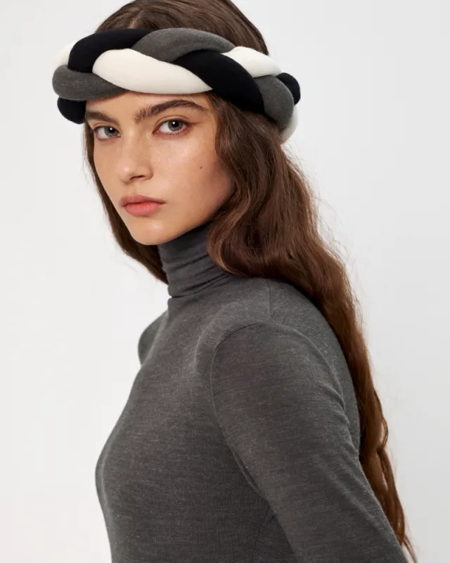 ПОВʼЯЗКА КОСА sold by Bevza