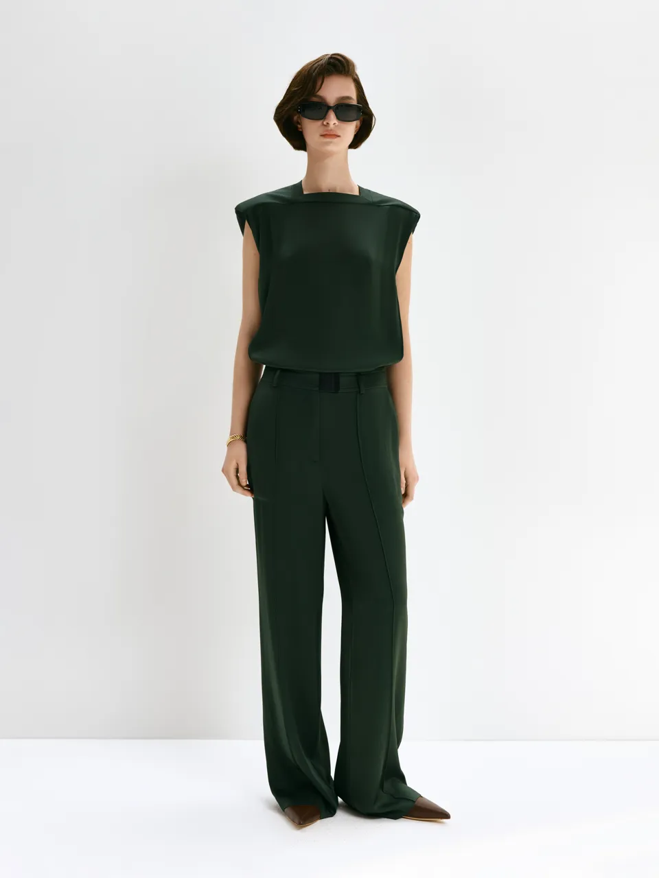 Брюки з бра застібкою sold by Bevza