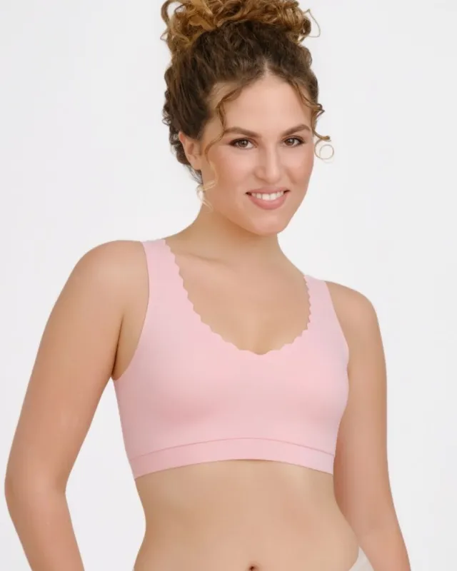 Floatley Cozy Wireless Scalloped Bra made by Floatley