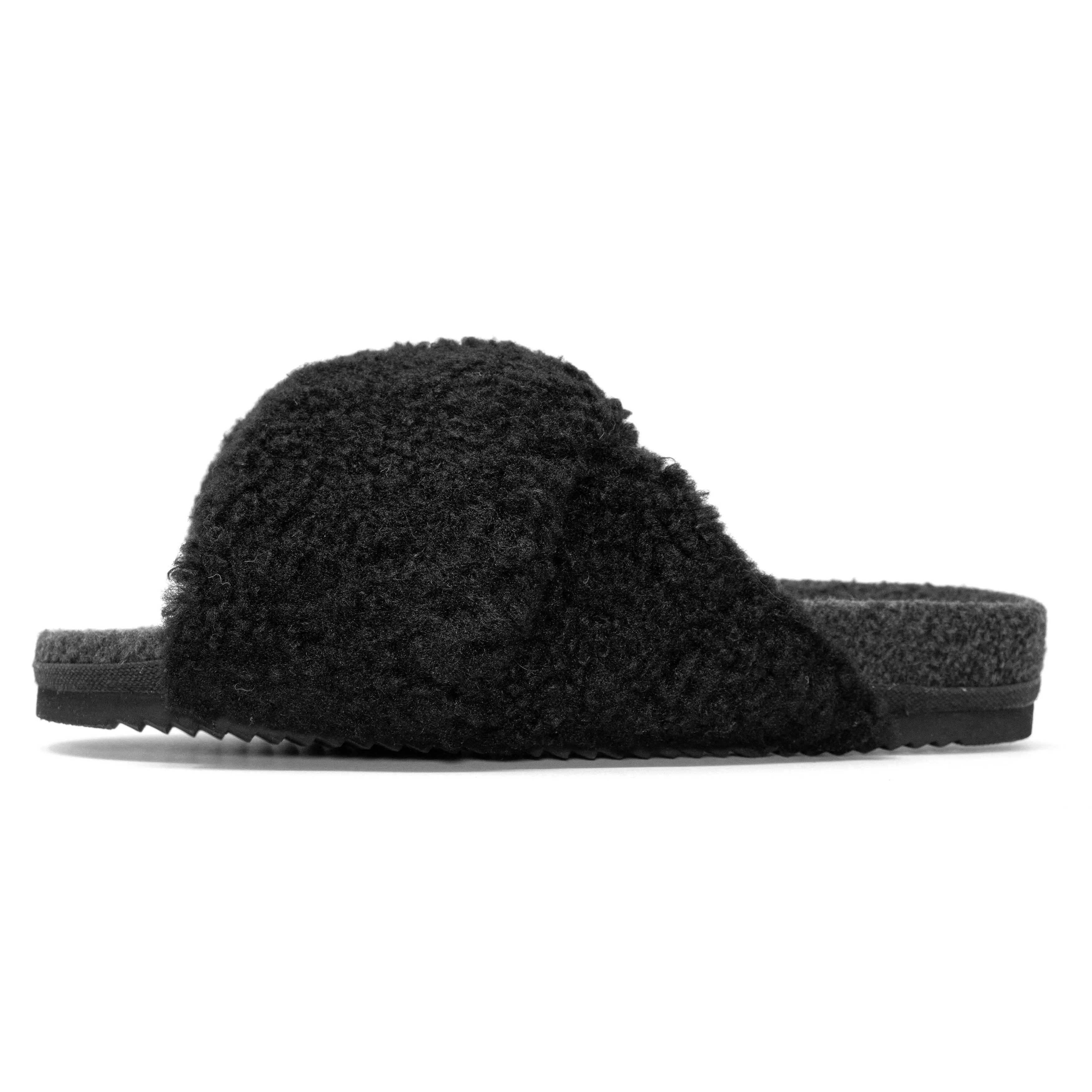 ROAM FOLDY CUSH BLACK FAUX SHEARLING SLIPPERS sold by ROAM product image thumbnail 3