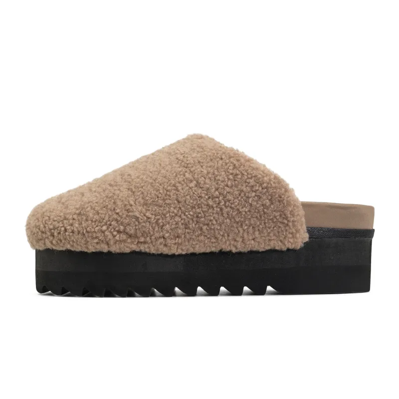 ROAM FUZZY CLOG STACK OAT FAUX SHEARLING sold by ROAM