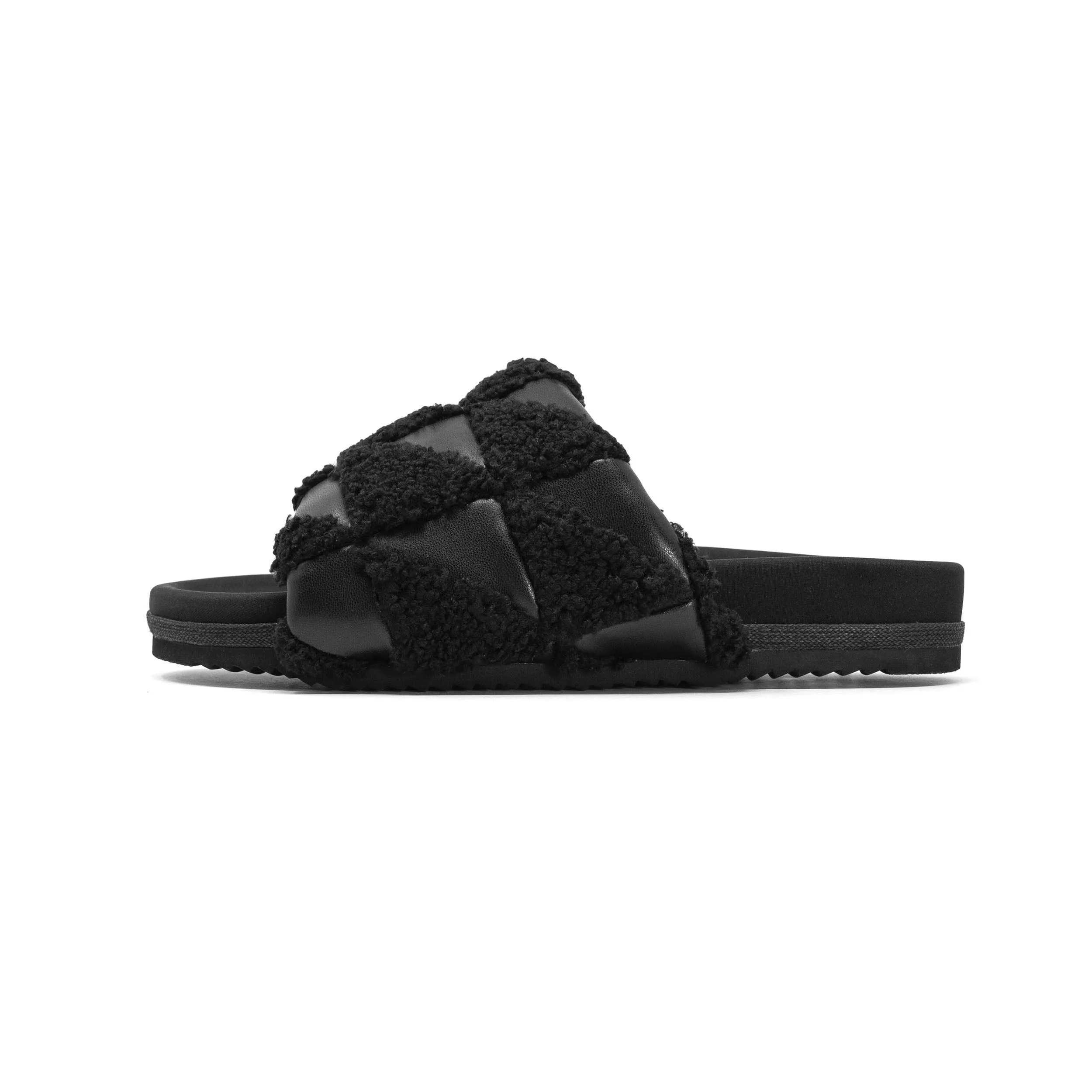 FUZZY DELTA BLACK sold by ROAM product image thumbnail 2