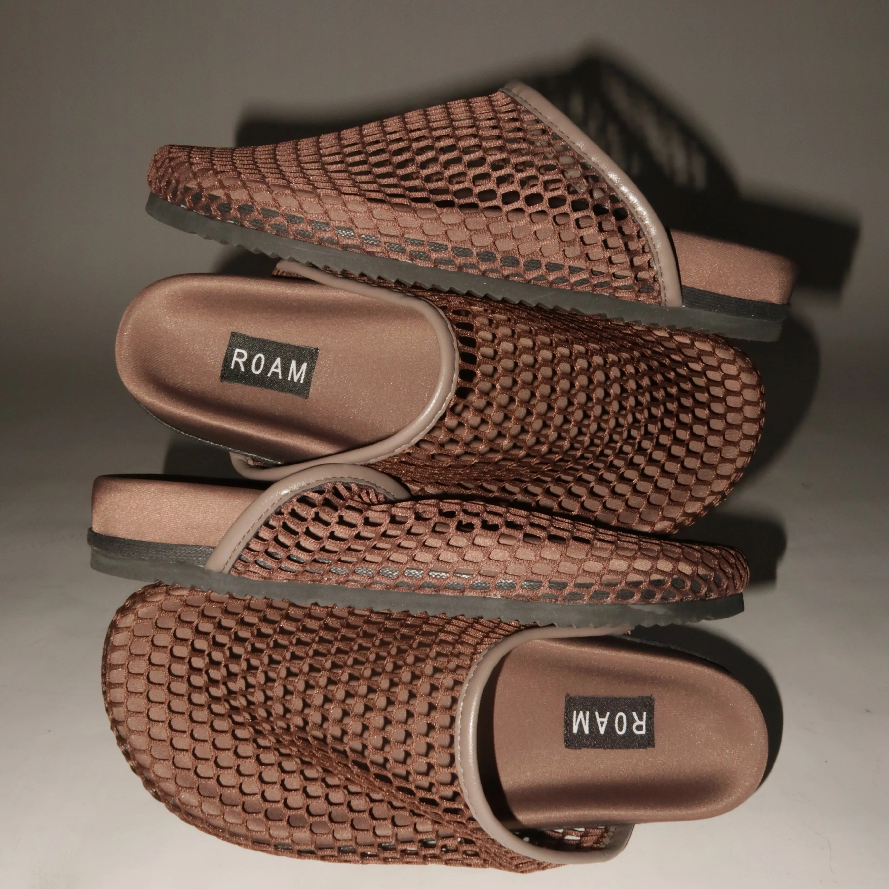 MESH CLOG TAUPE sold by ROAM product image thumbnail 4
