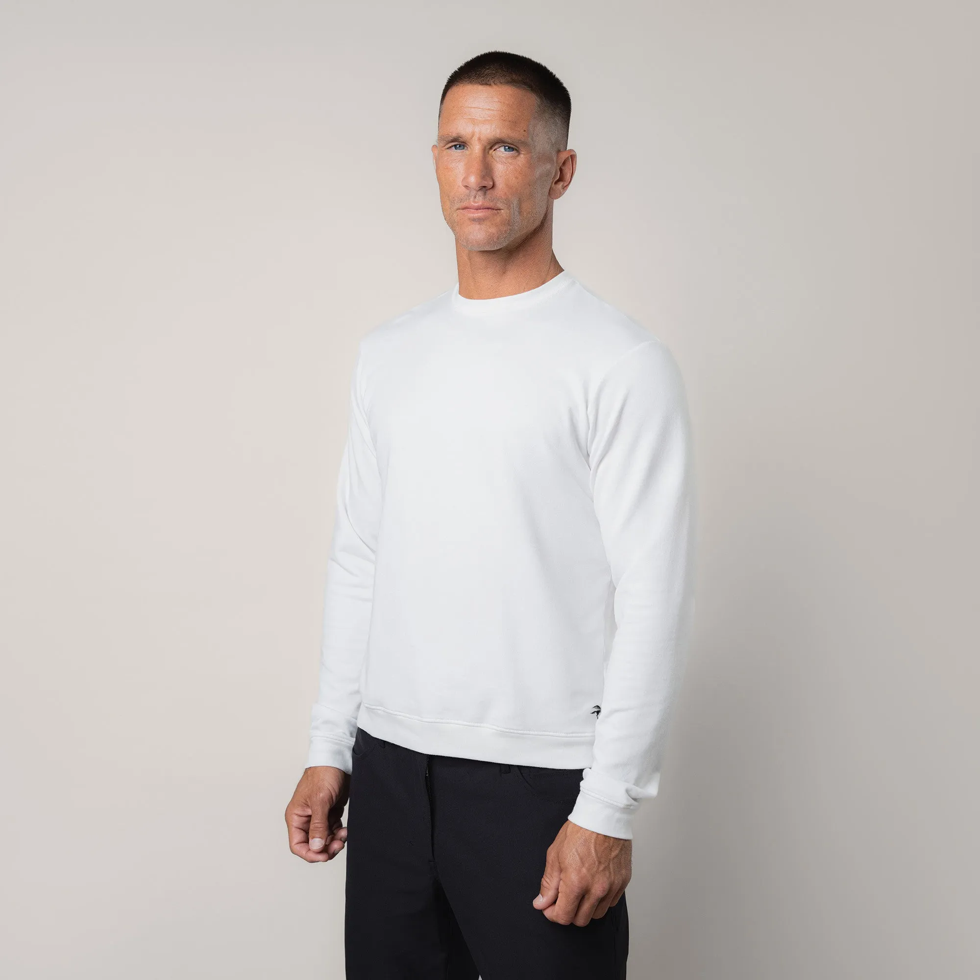 Cumulus Crew Pullover sold by Sene