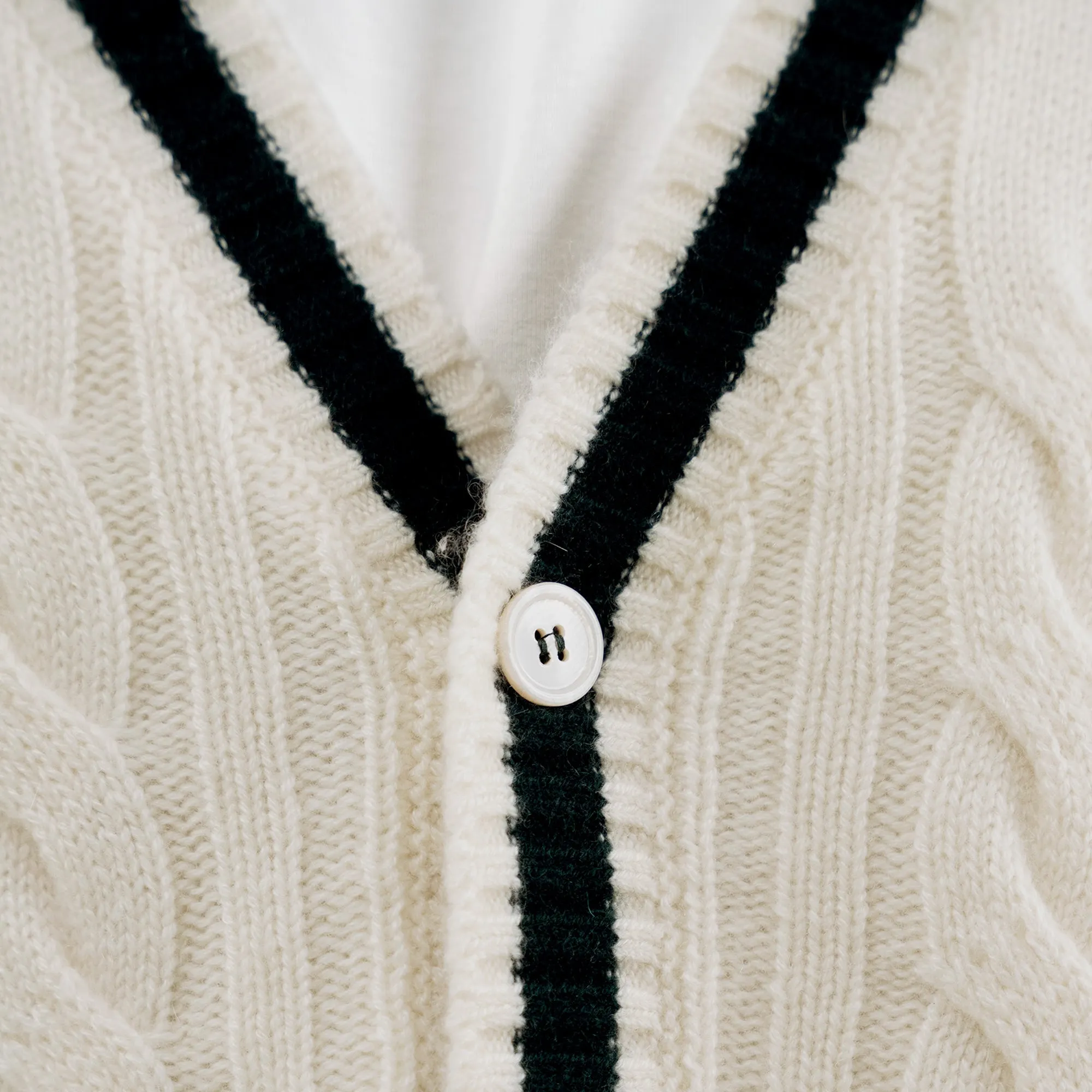 Cashmere Cableknit Cardigan - Creme sold by Sene product image thumbnail 5