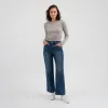 Air Relaxed Jeans sold by Sene
