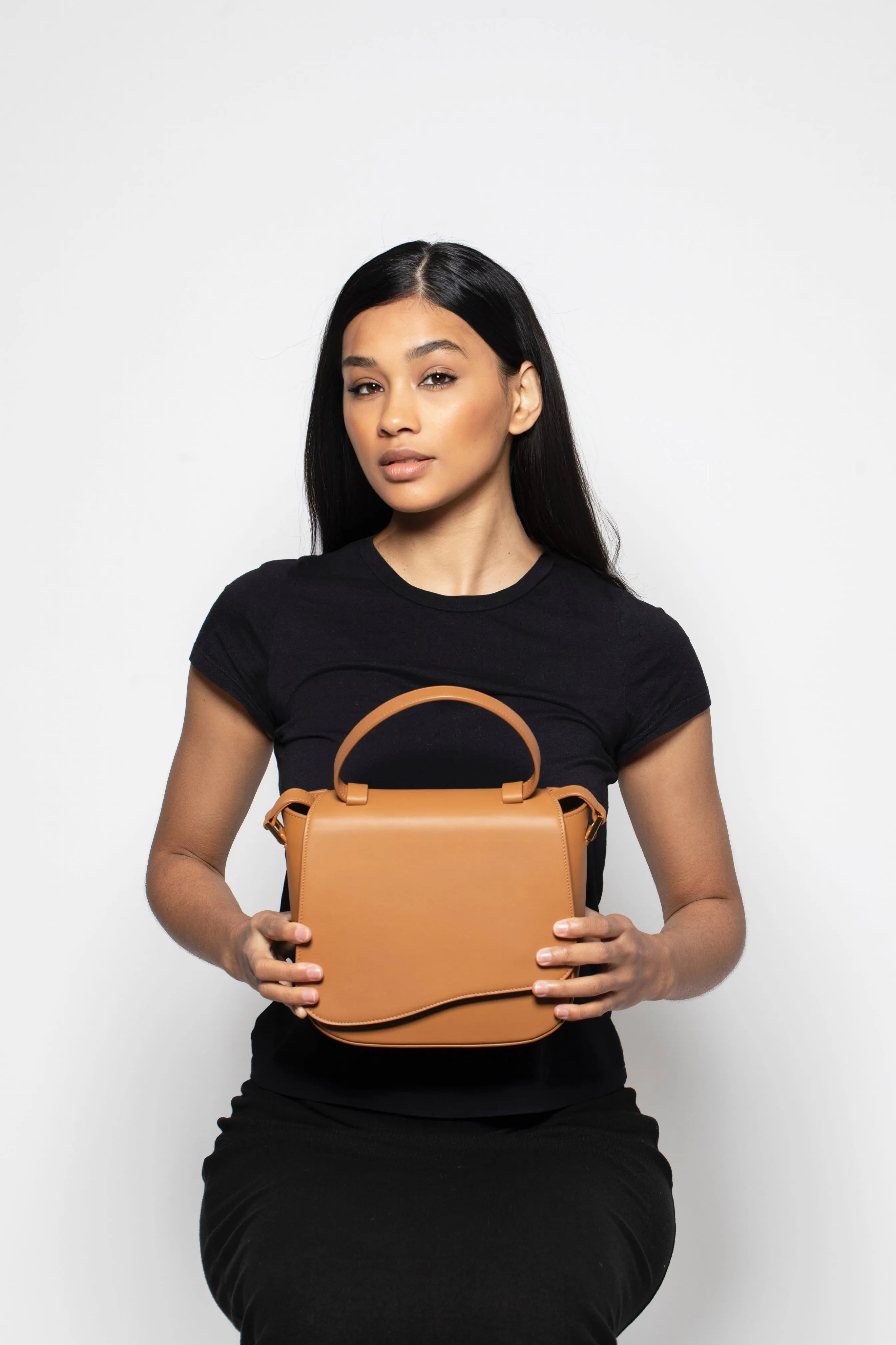 Milan Crossbody Leather Bag in Camel sold by Silver & Riley product image thumbnail 3