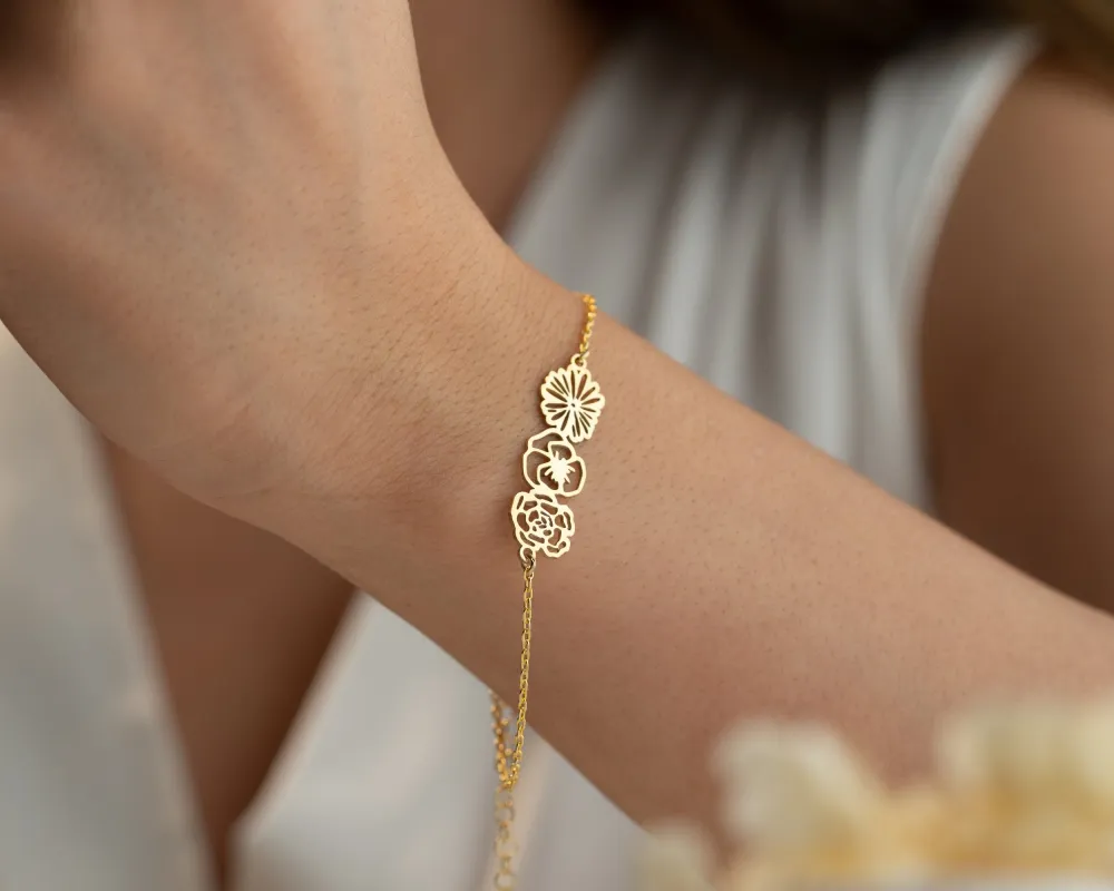 Birthflower Bracelet sold by Belkymood