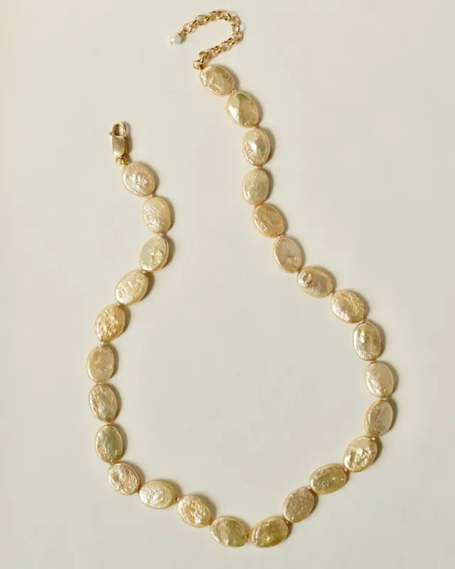 GOLDIE PEARL NECKLACE made by FYB JEWELRY