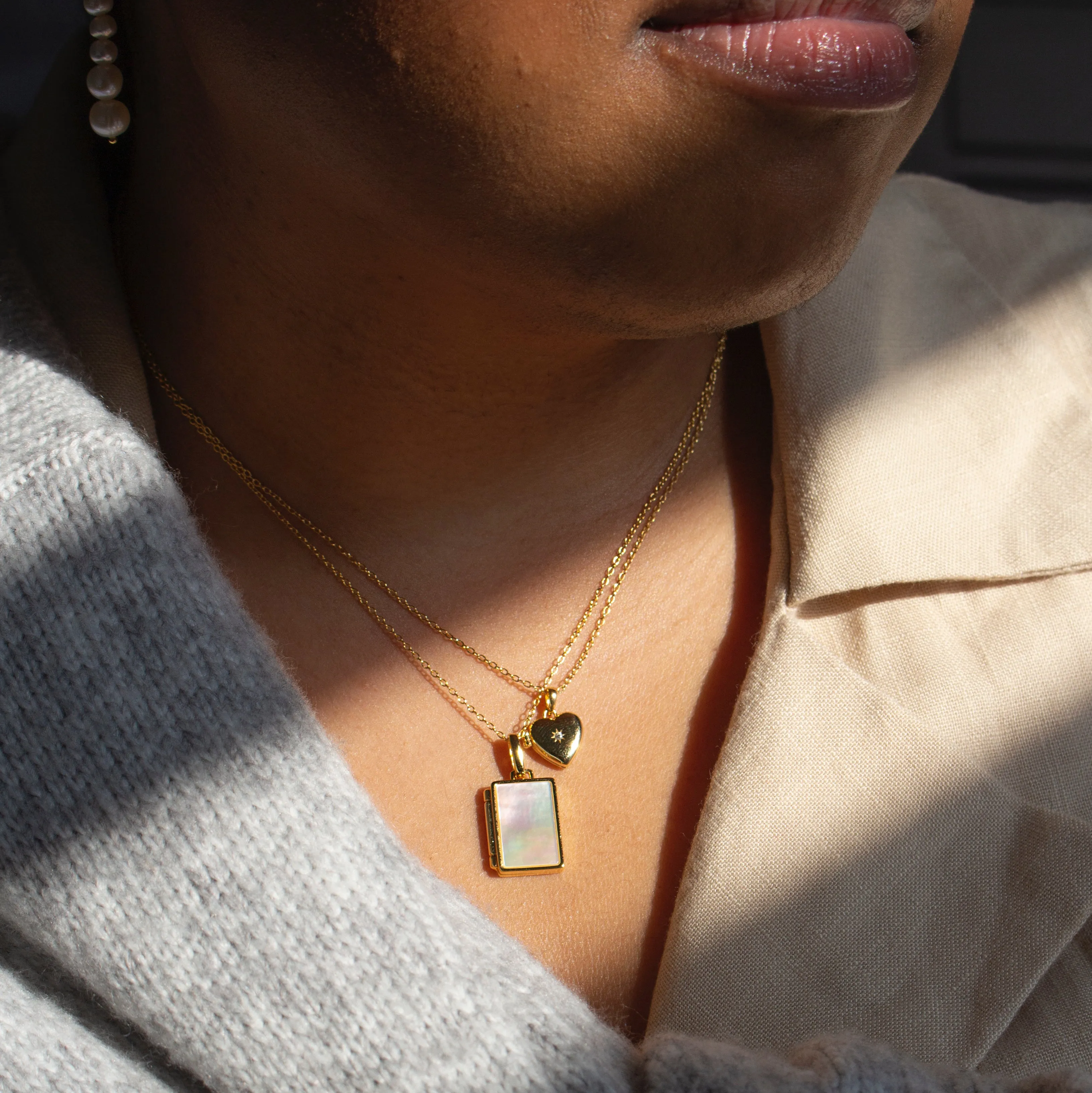 HEIRLOOM HEART LOCKET GOLD sold by FYB JEWELRY product image thumbnail 5