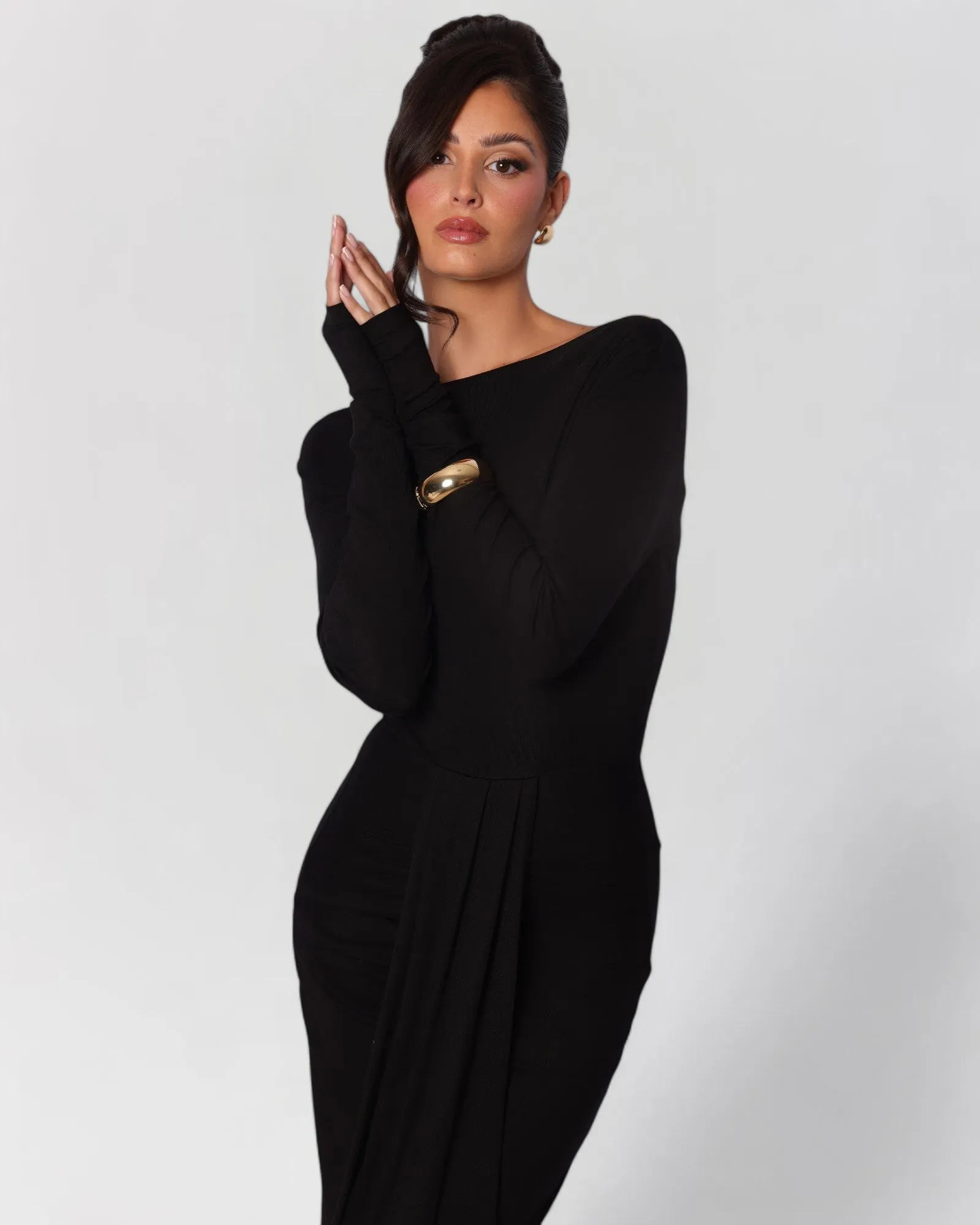 Black long sleeve twisted knit maxi dress sold by Heiress Beverly Hills product image thumbnail 5