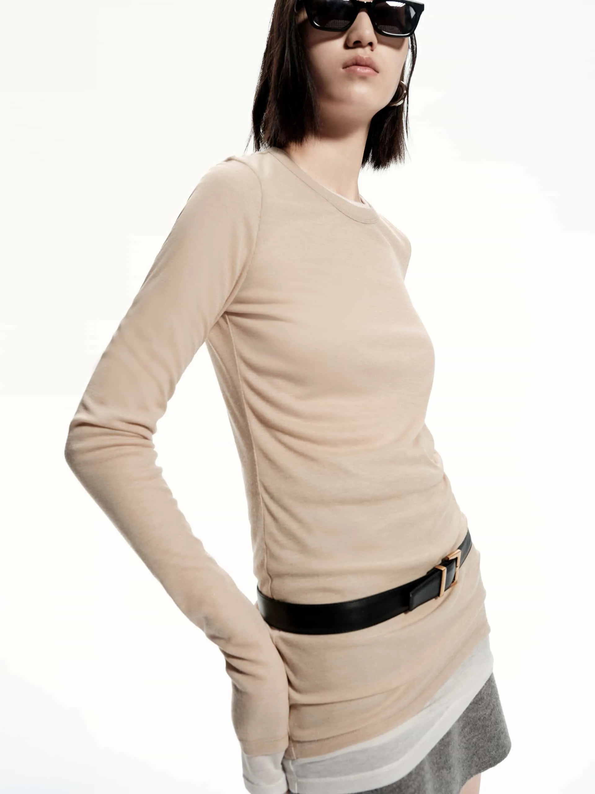 Lightweight Contrast Top sold by Mo&Co product image thumbnail 2