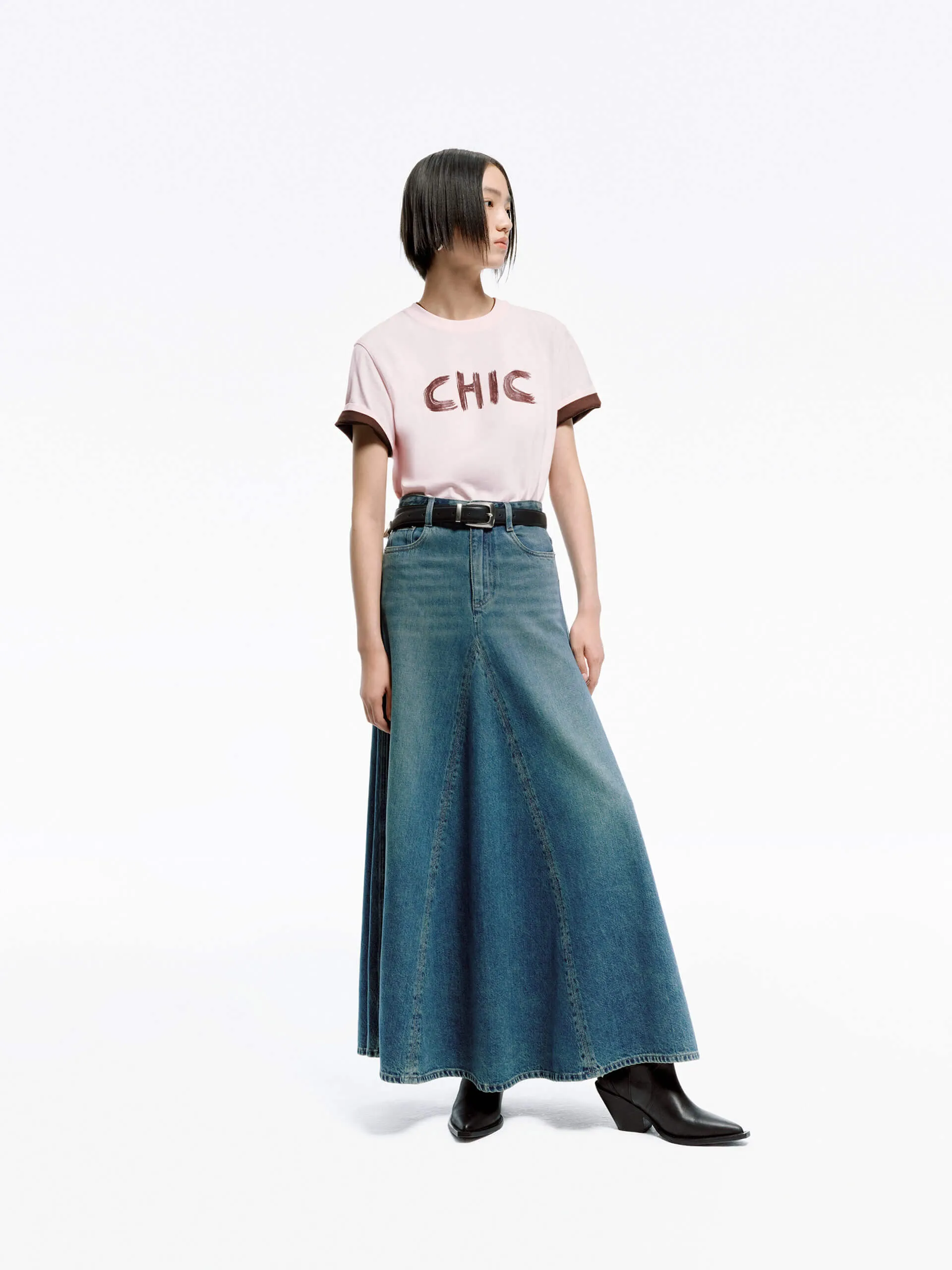 Graffiti CHIC Cotton T-shirt sold by Mo&Co product image thumbnail 2