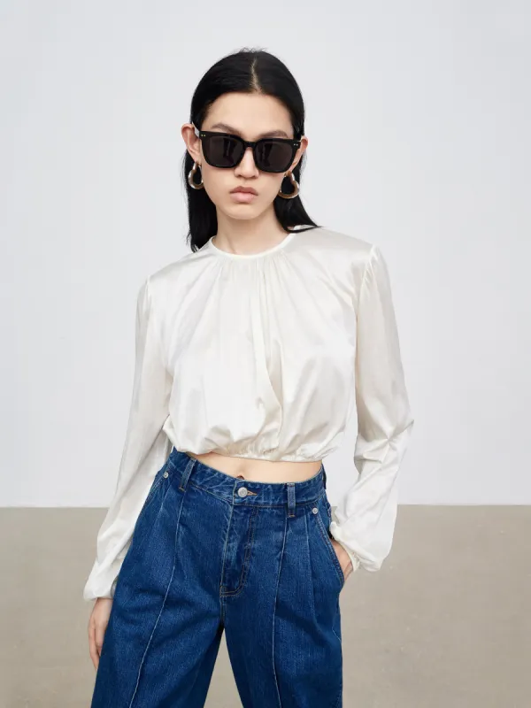 Elastic Hem Crewneck Top sold by Mo&Co